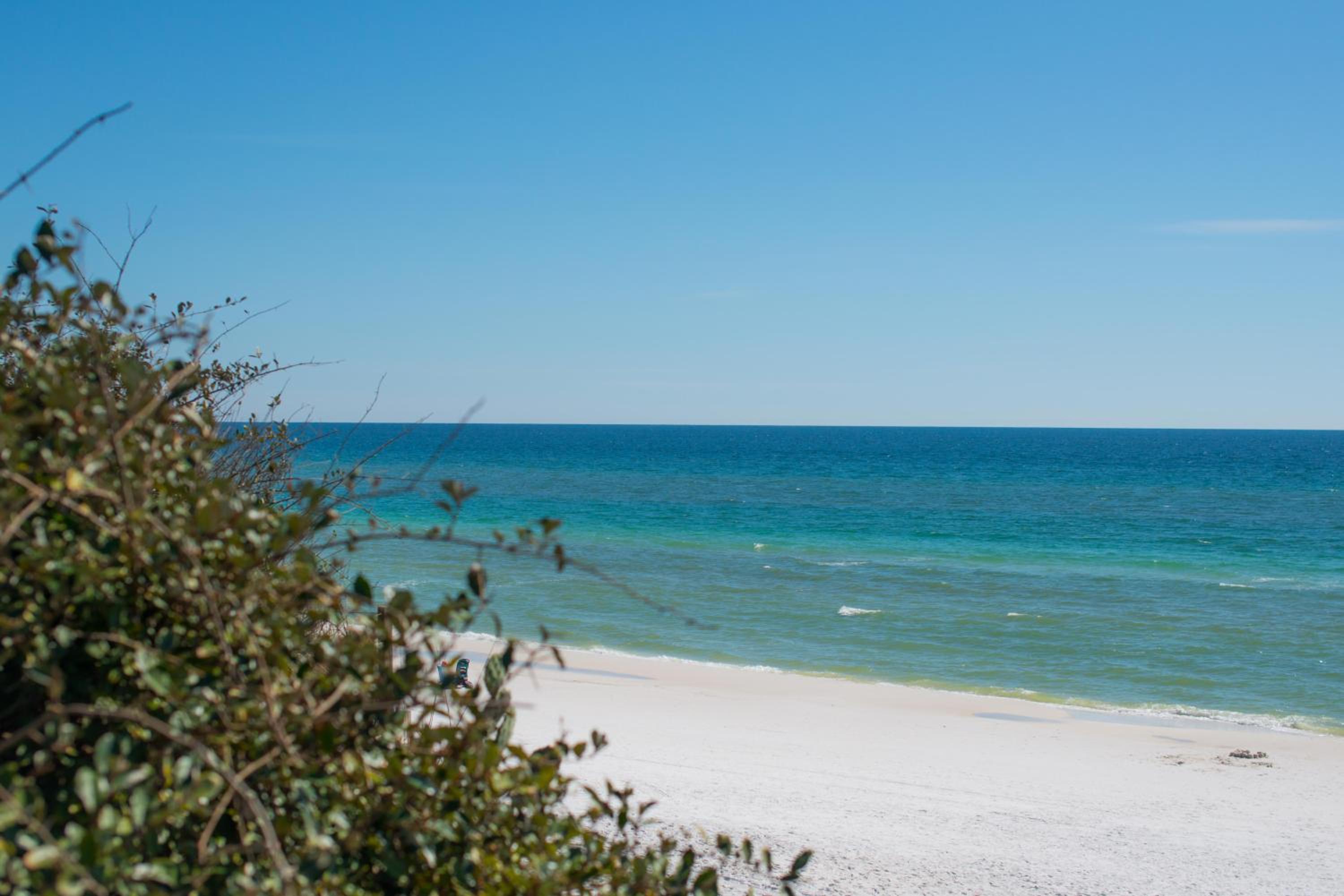 BRAND NEW Coastal Modern Beach Retreat w/ Private Pool, 1 Minute to the Beach