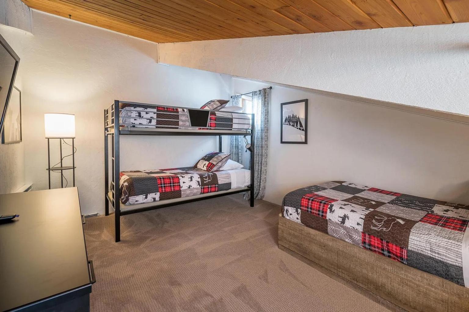 3BD Downtown Ketchum Condo - Near Town & Ski Lifts
