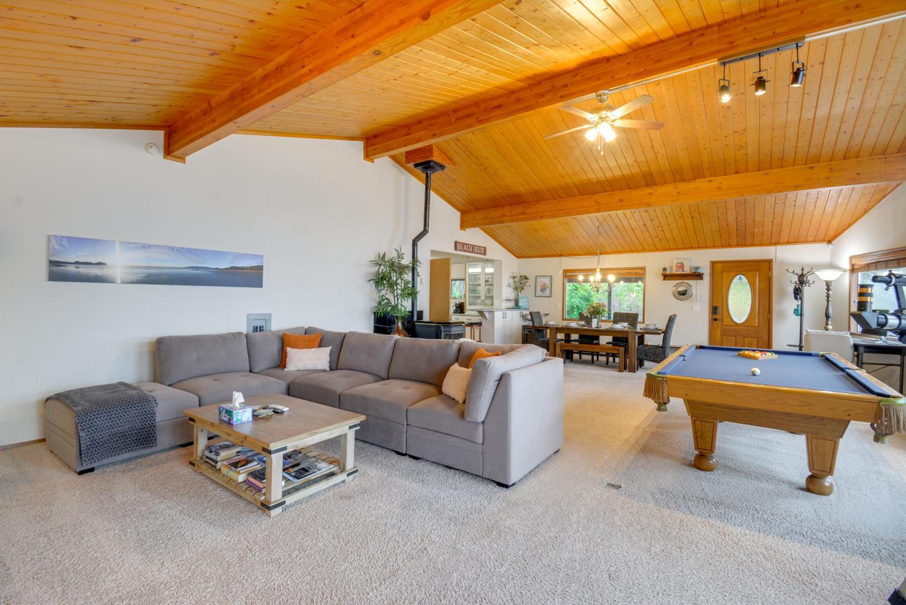 Steps to Beach Scenic Escape in Port Orchard!
