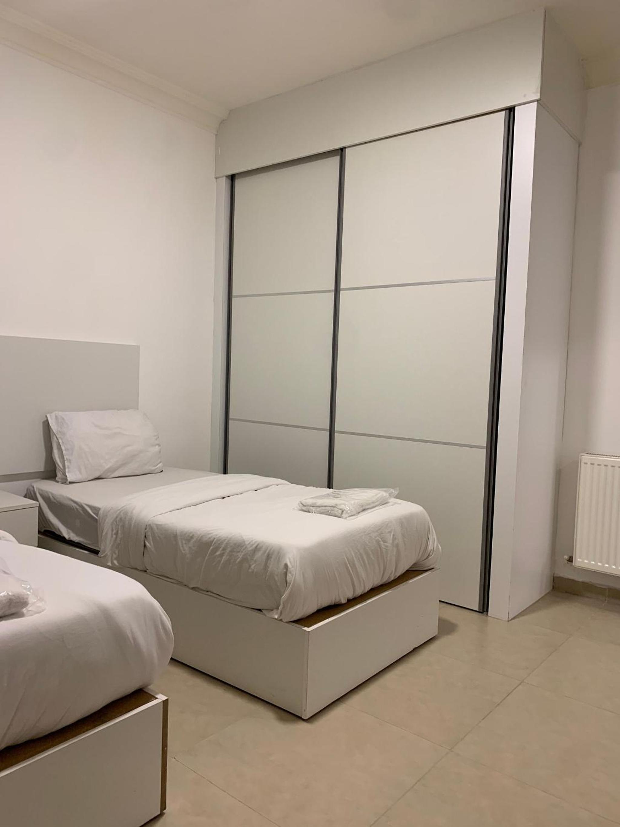 Luxurious 3 Bedroom Apartment in Heart of Amman