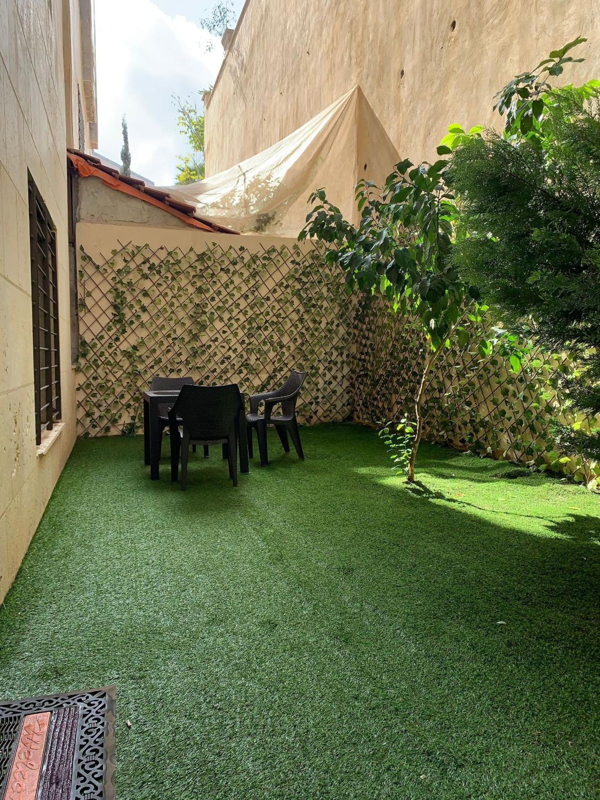 Luxurious 3 Bedroom Apartment in Heart of Amman