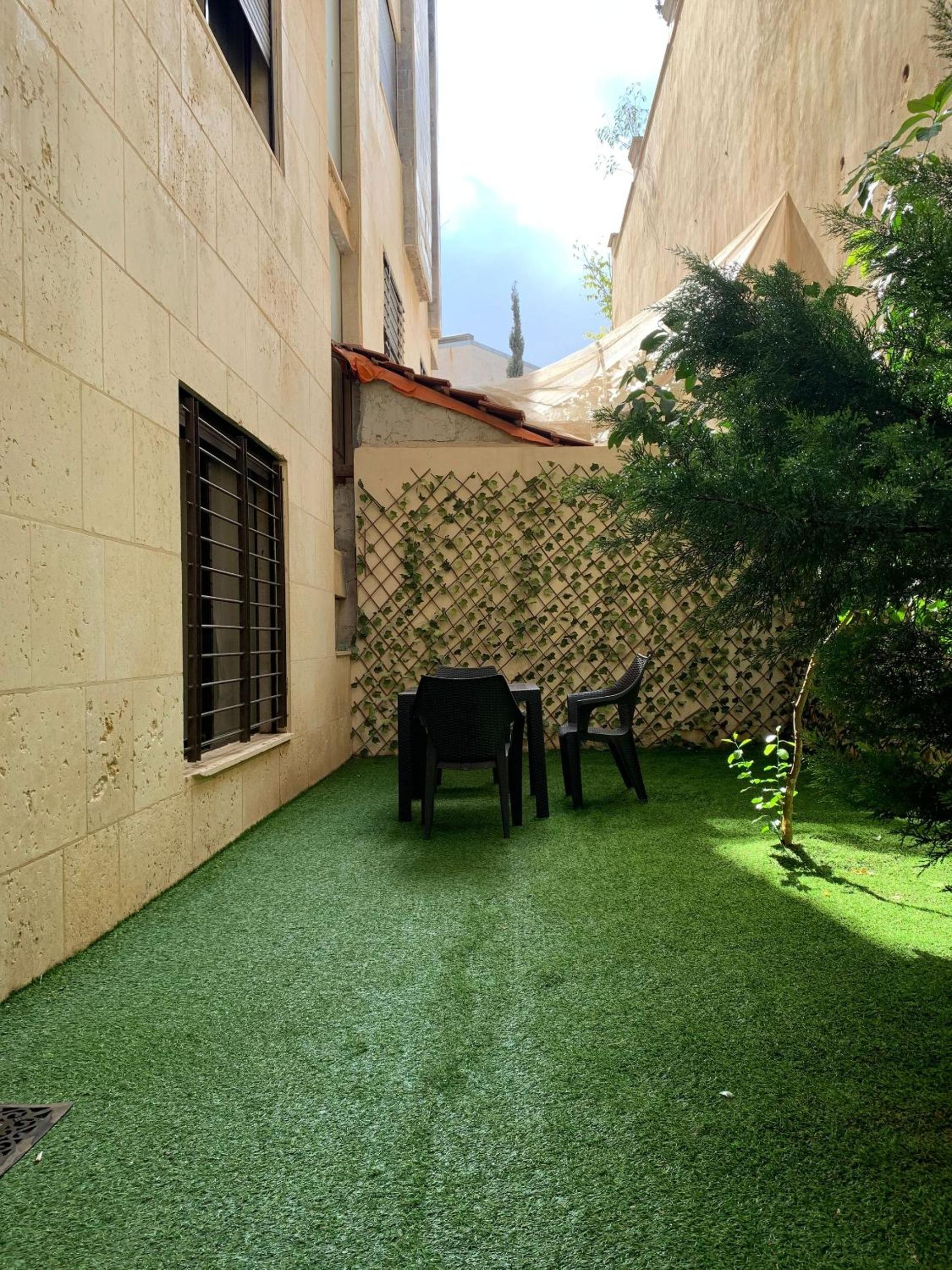 Luxurious 3 Bedroom Apartment in Heart of Amman