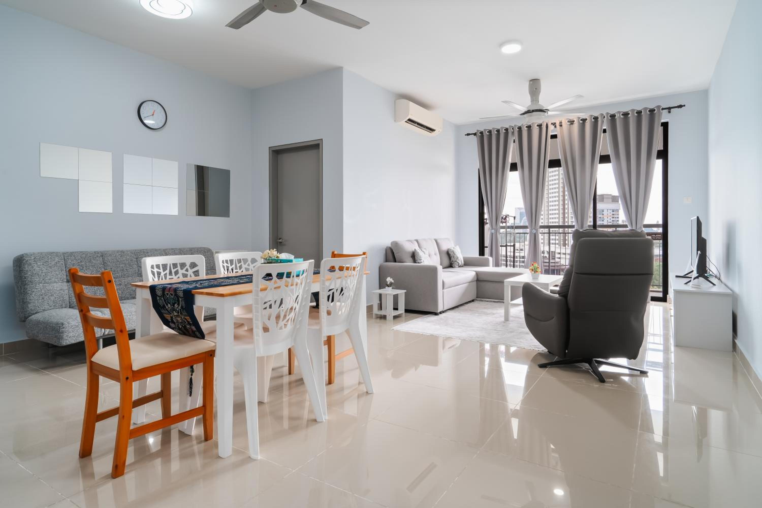 The One by Nakza Stays, Lakeview Suites Putrajaya