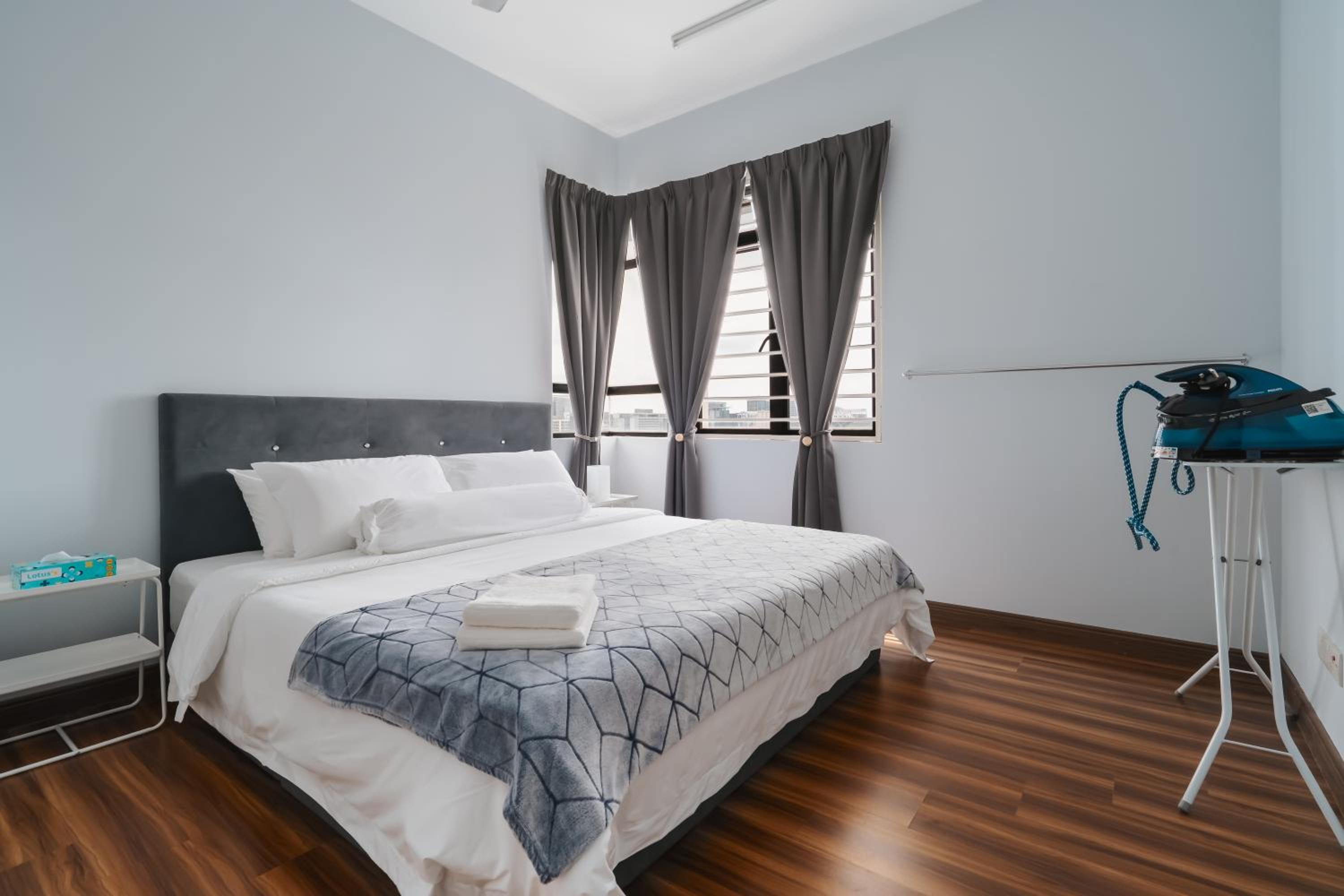 The One by Nakza Stays, Lakeview Suites Putrajaya