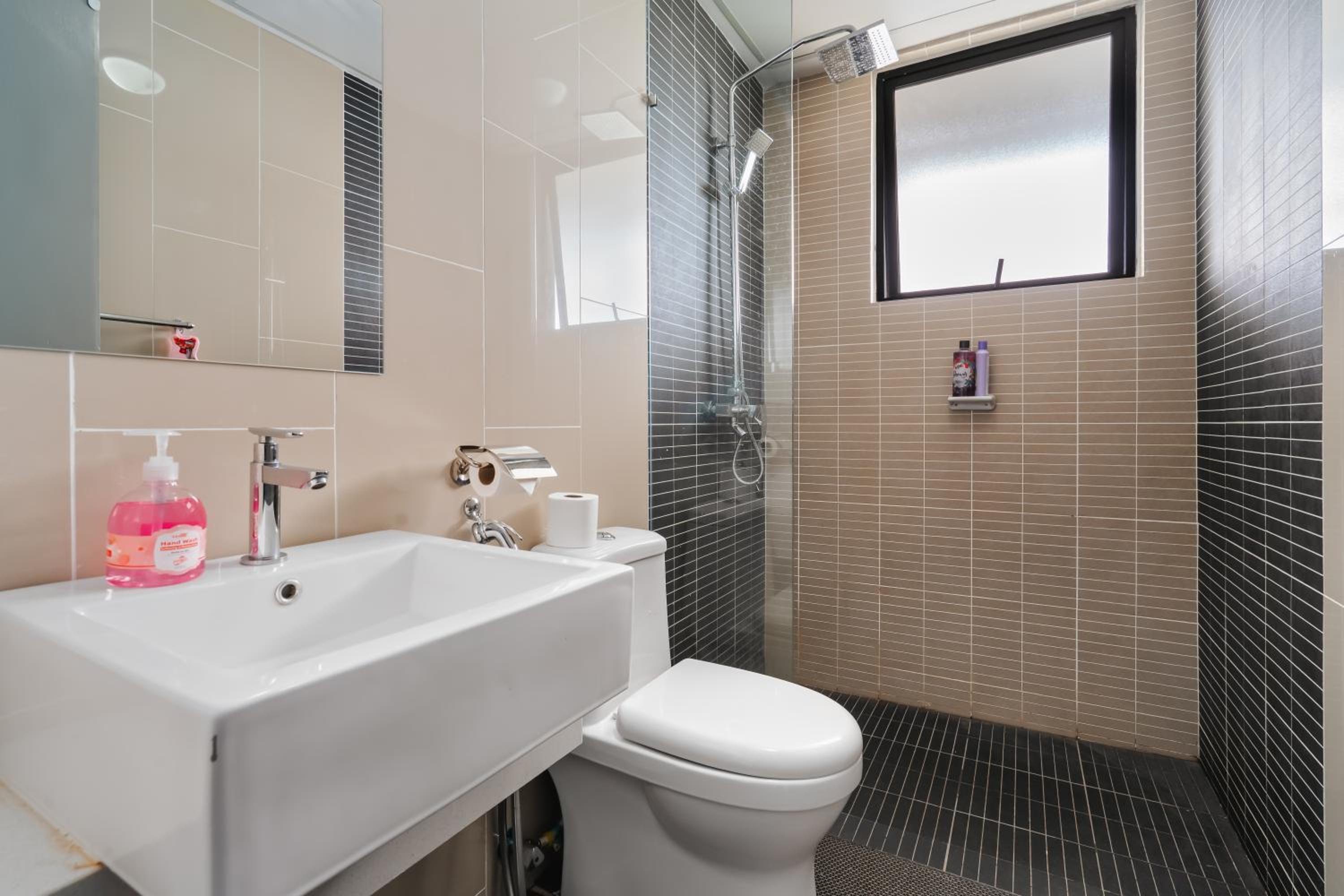 The One by Nakza Stays, Lakeview Suites Putrajaya
