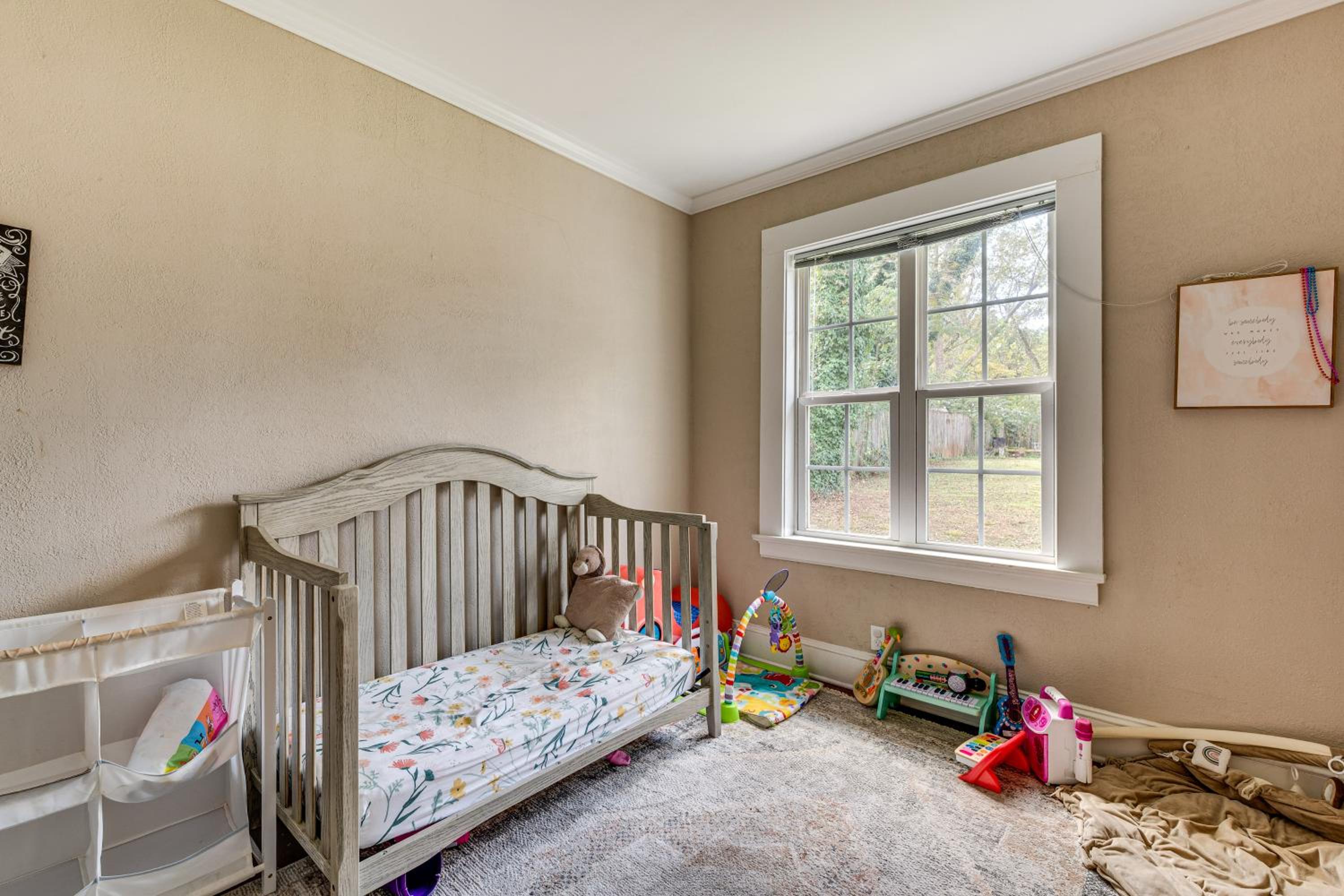 7 Mi to Dtwn Atlanta Family Home with Large Yard!
