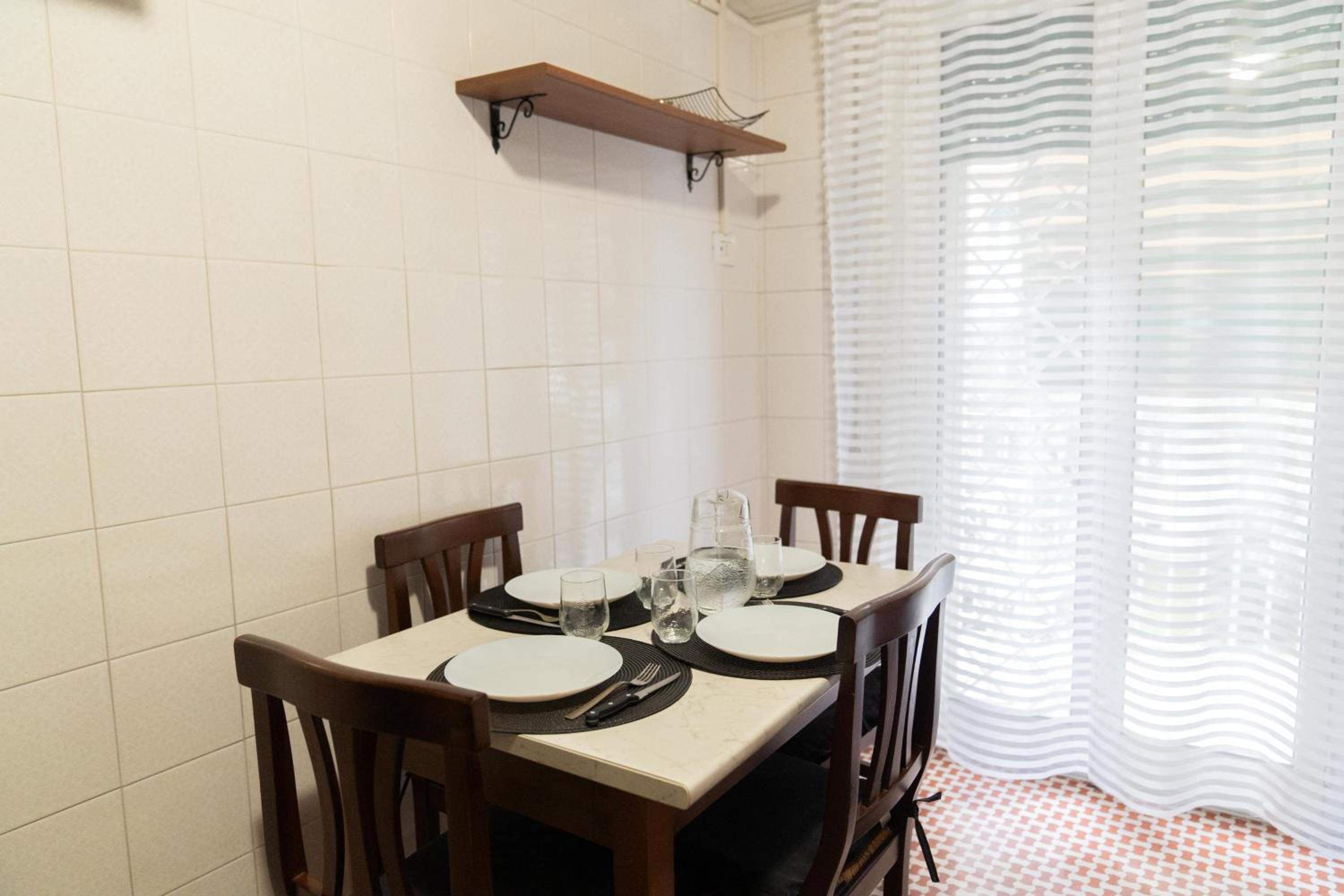 Whole apartment near main subway