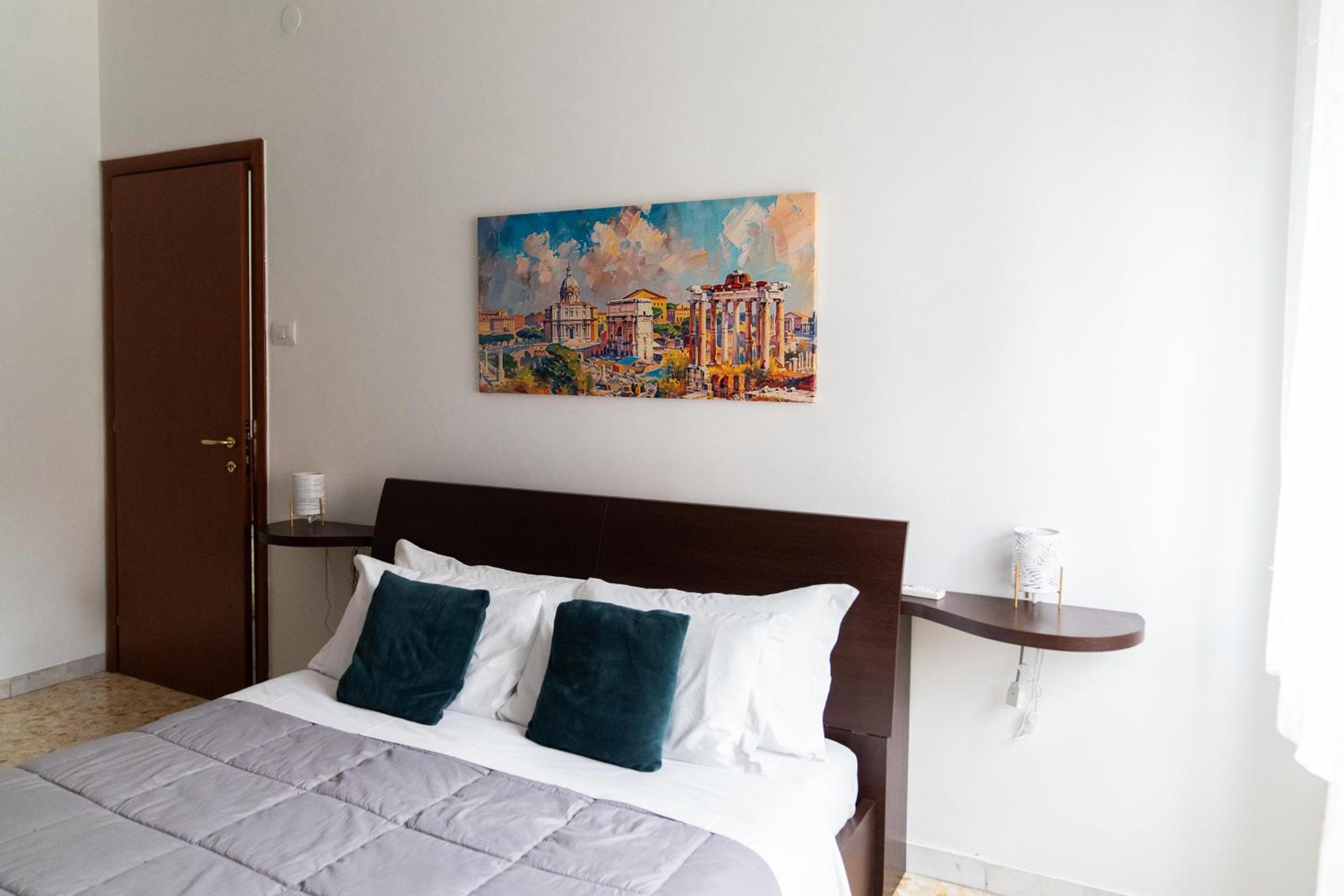 Whole apartment near main subway