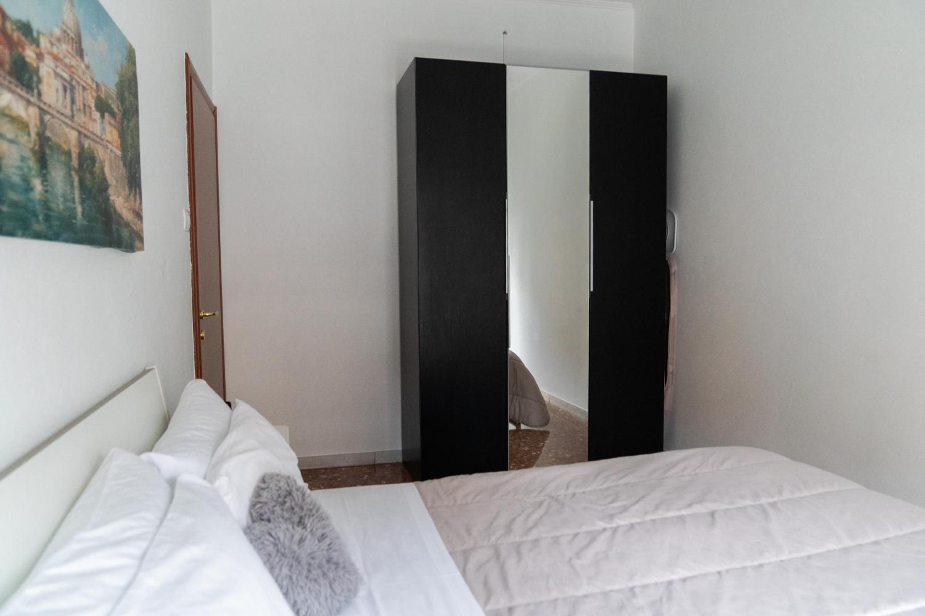 Whole apartment near main subway
