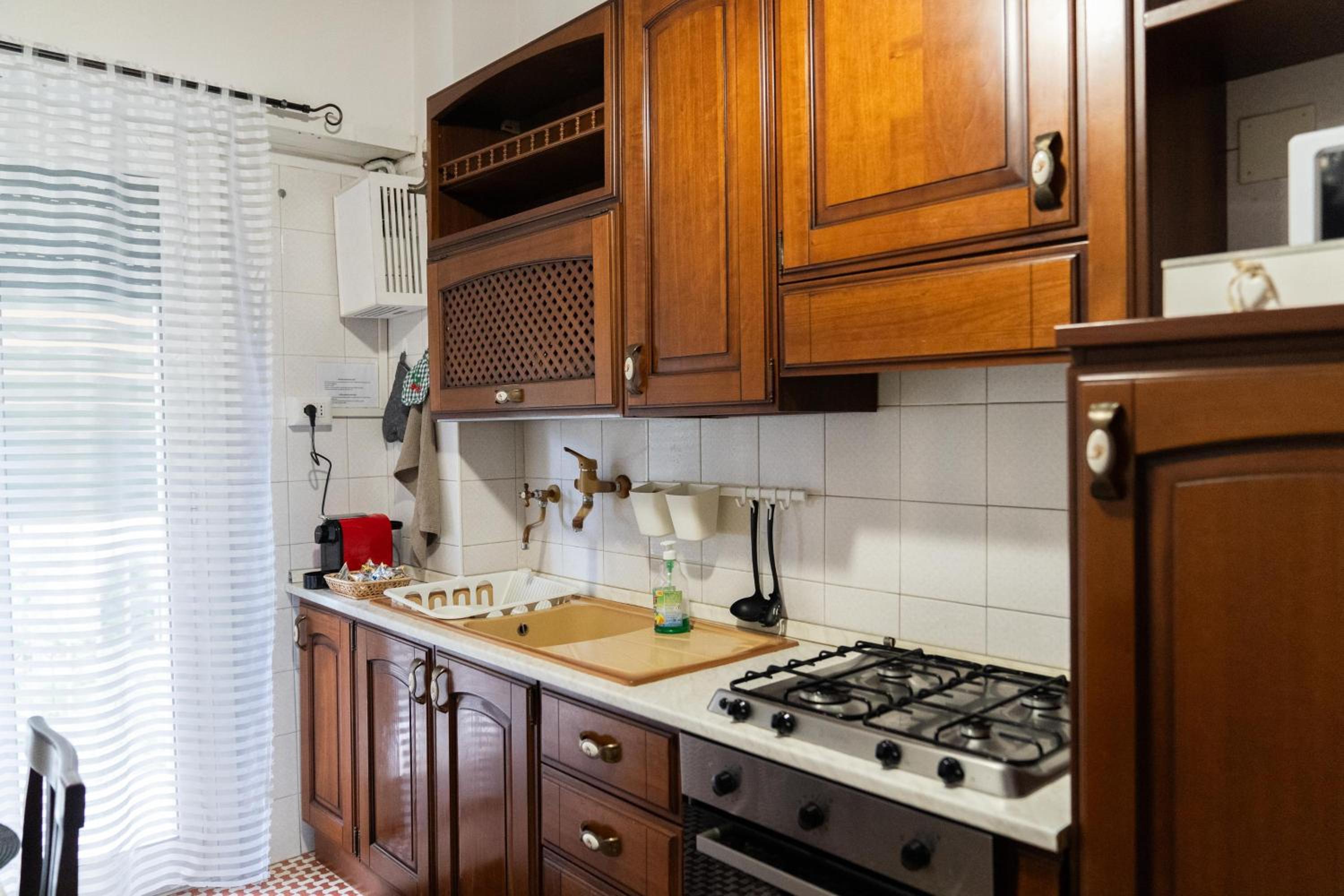 Whole apartment near main subway