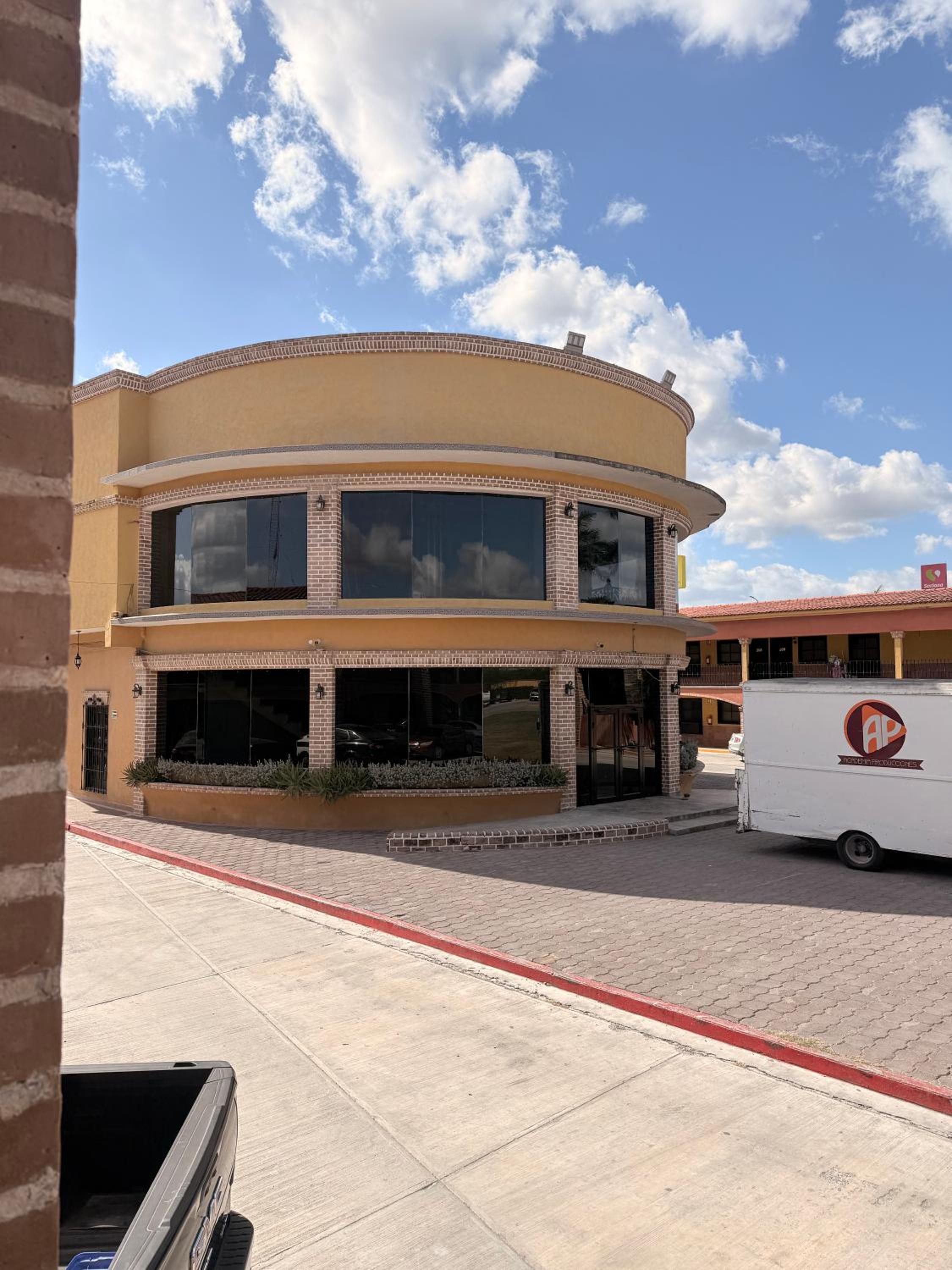 Hotel Mirage Express