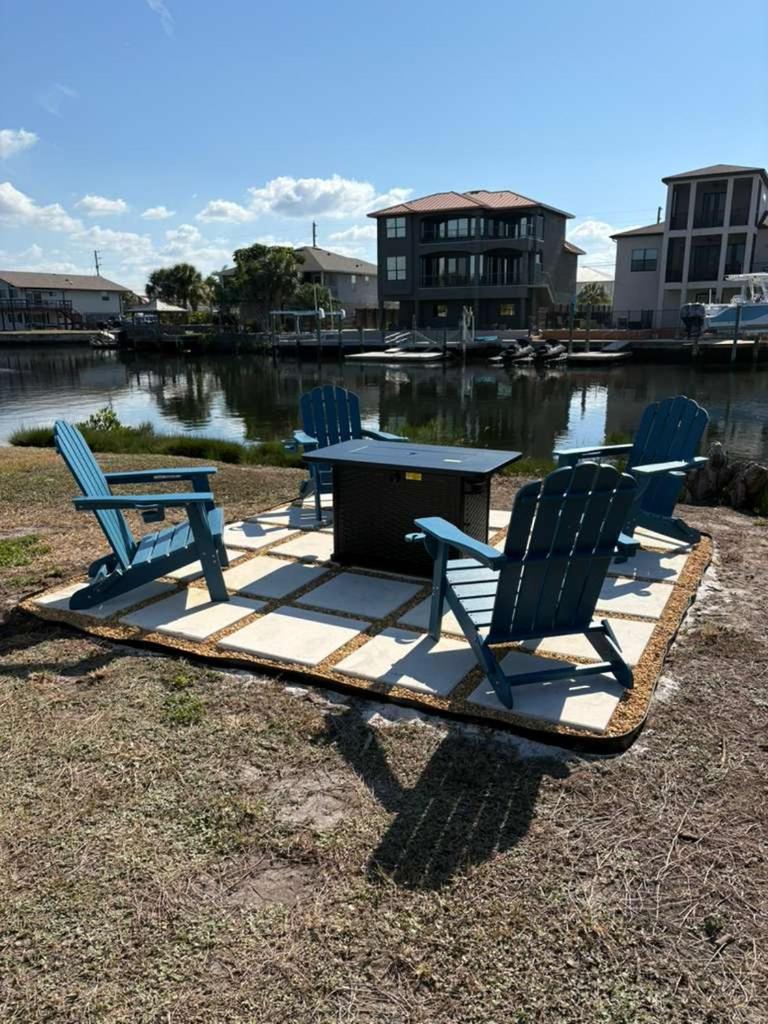 Oyster House Waterfront 3b2b Kayaks BBQ Games