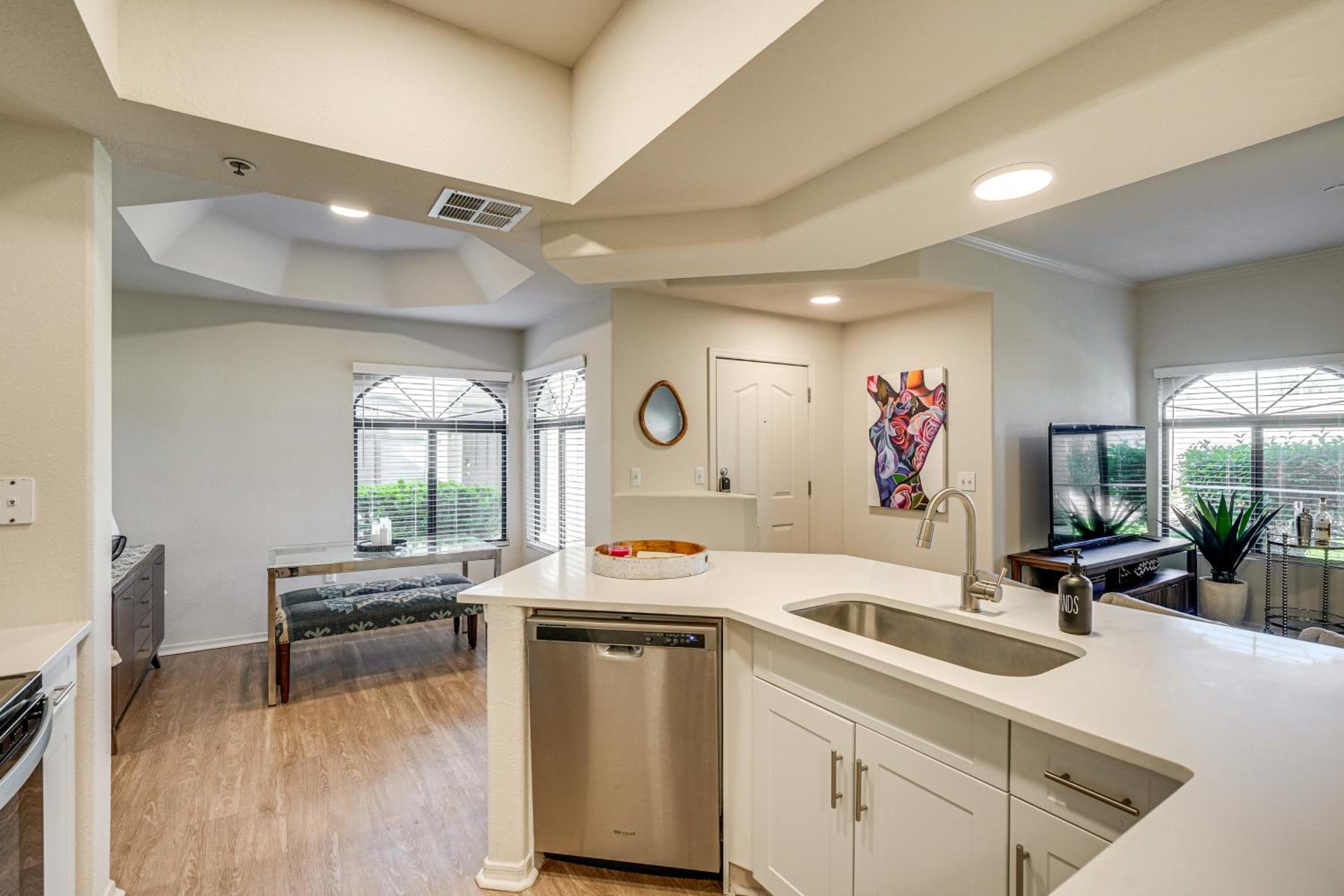 Patio and Community Perks Stylish Scottsdale Escape