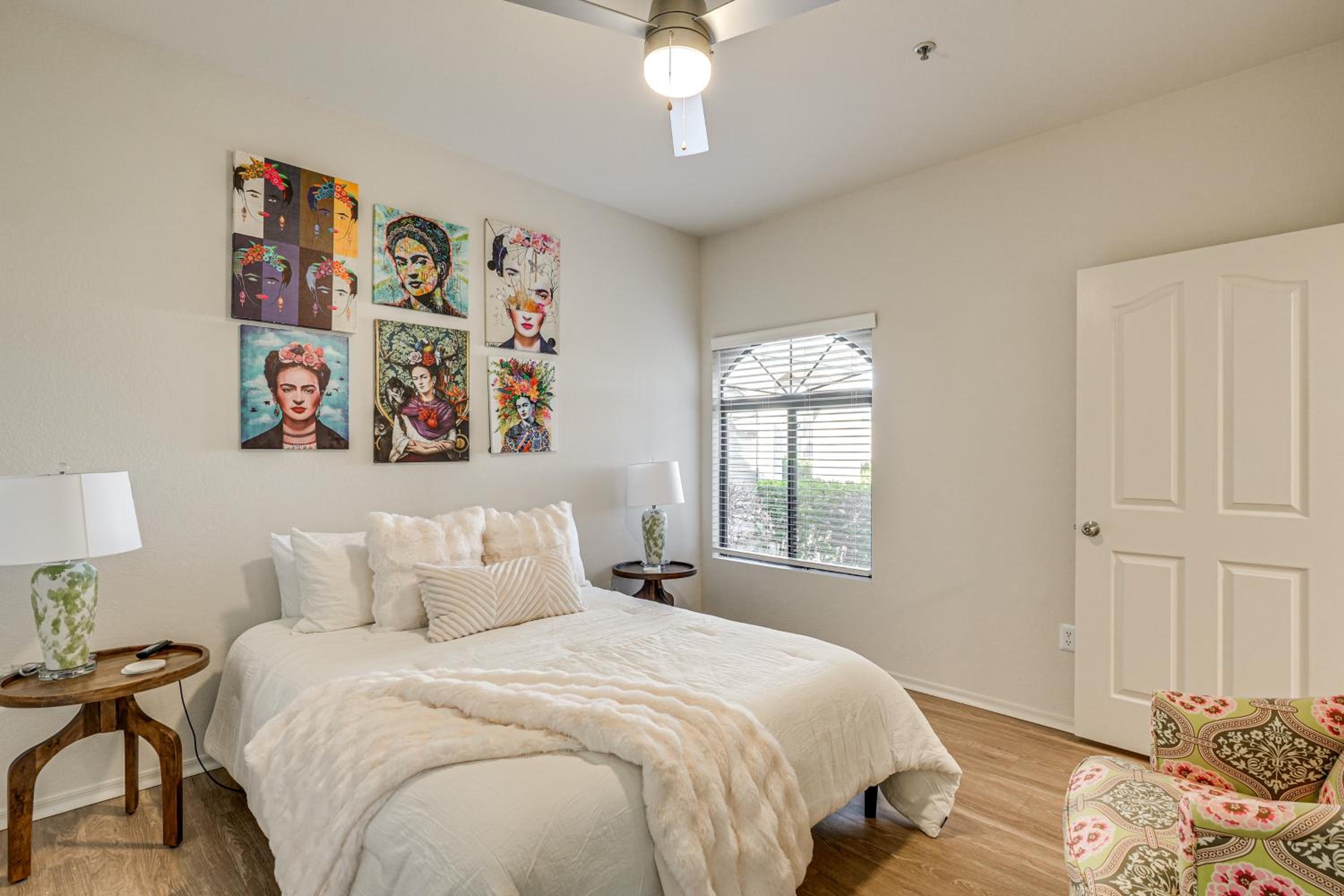 Patio and Community Perks Stylish Scottsdale Escape