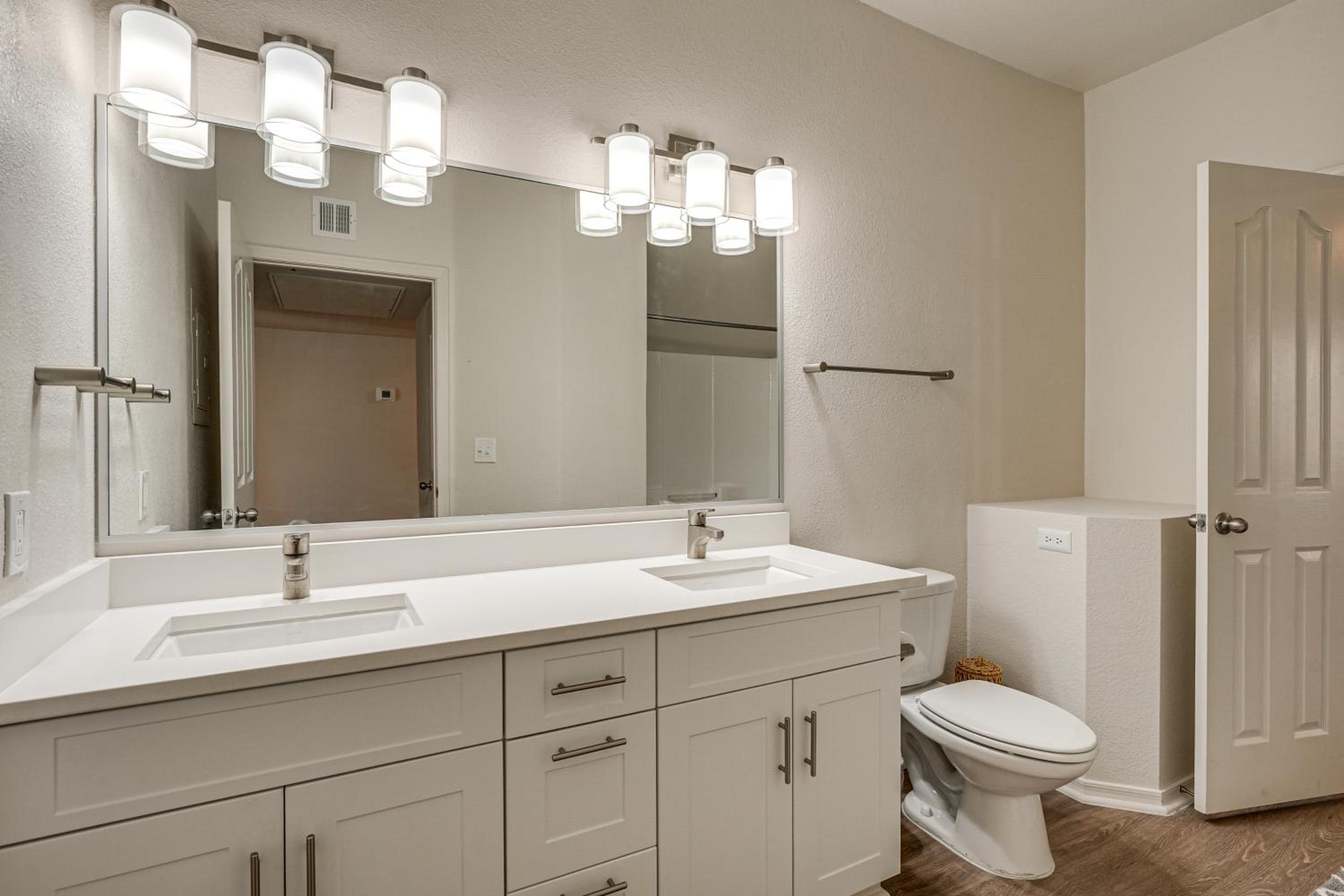 Patio and Community Perks Stylish Scottsdale Escape