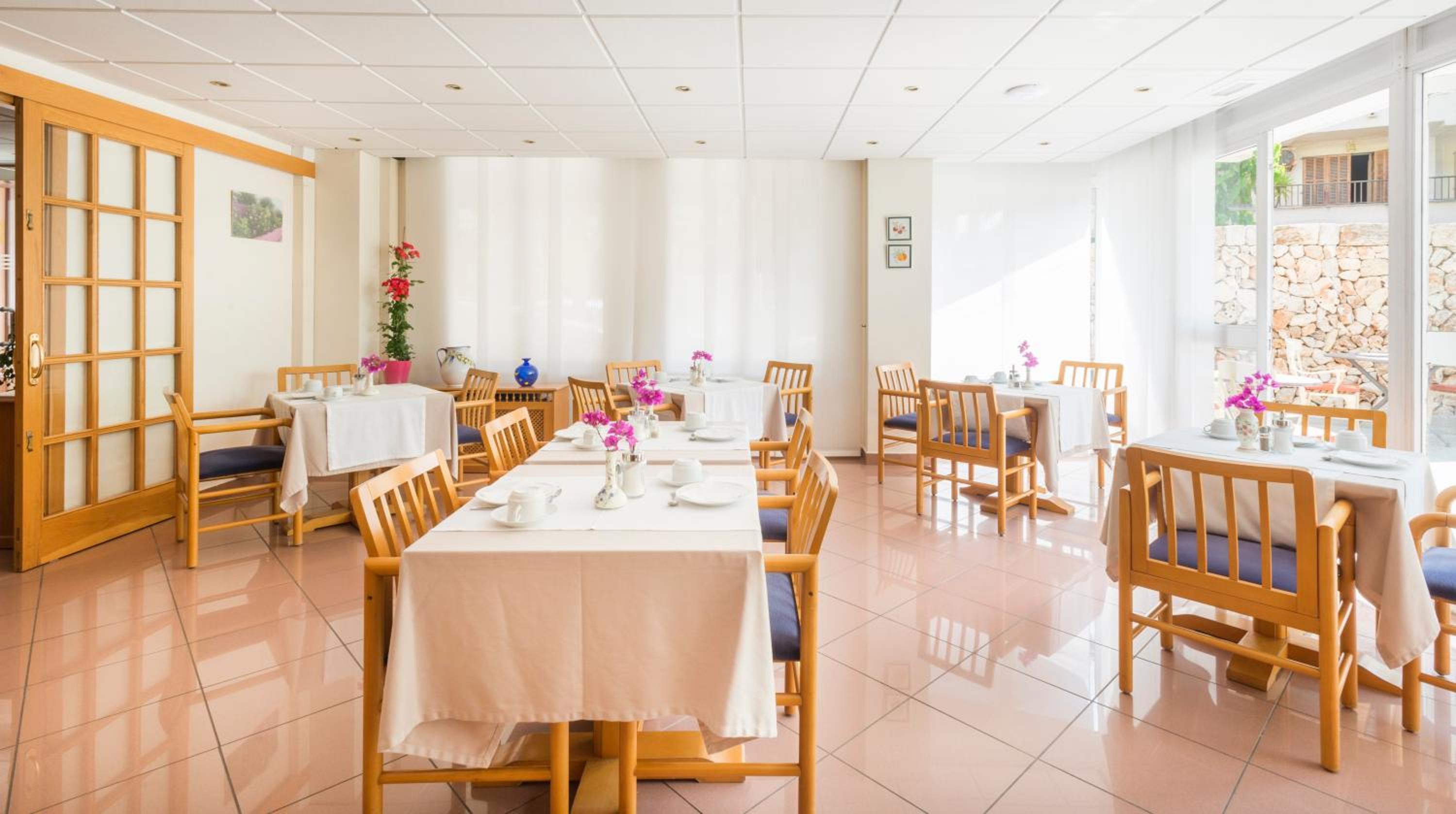 Hostal Residencia Sutimar