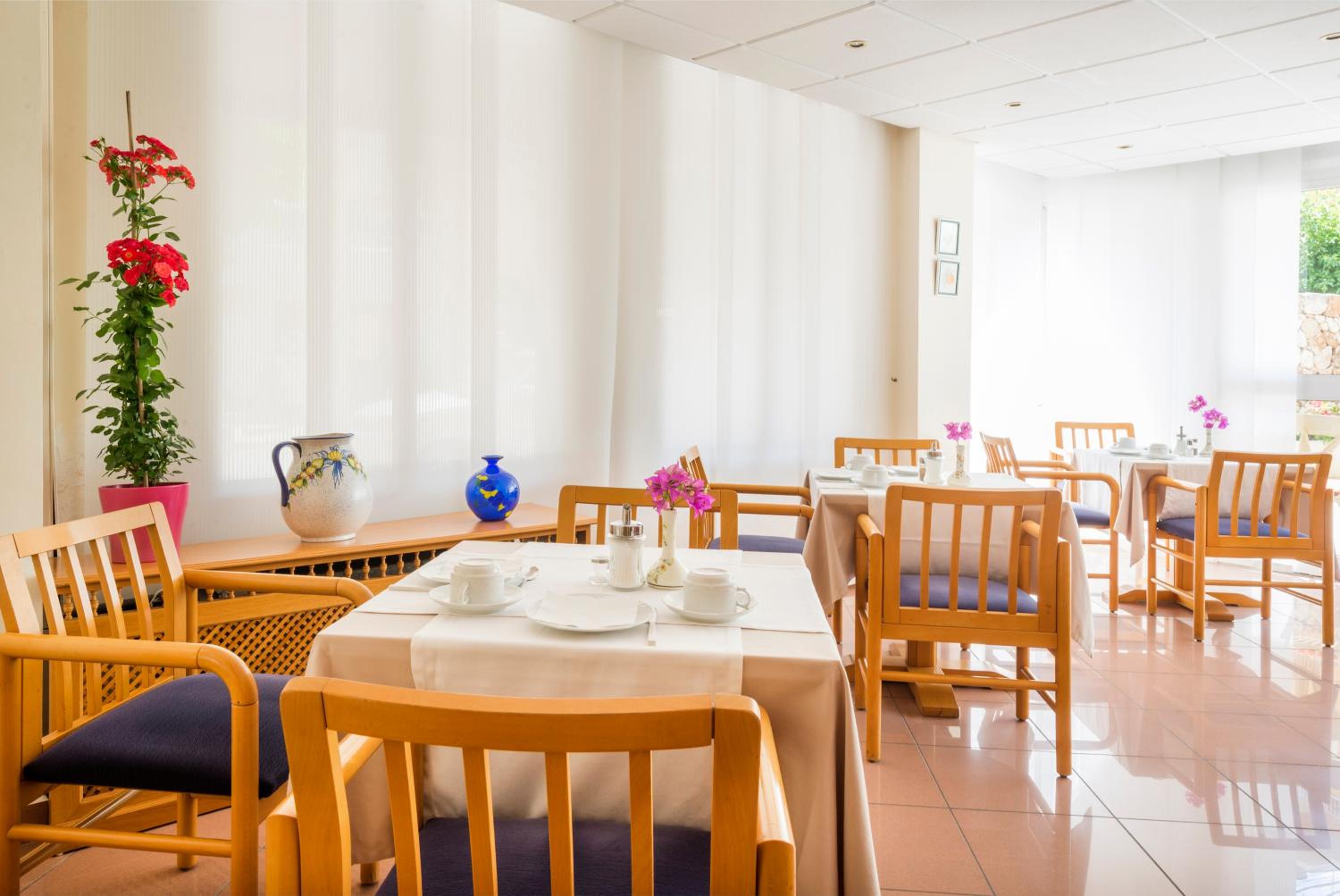 Hostal Residencia Sutimar