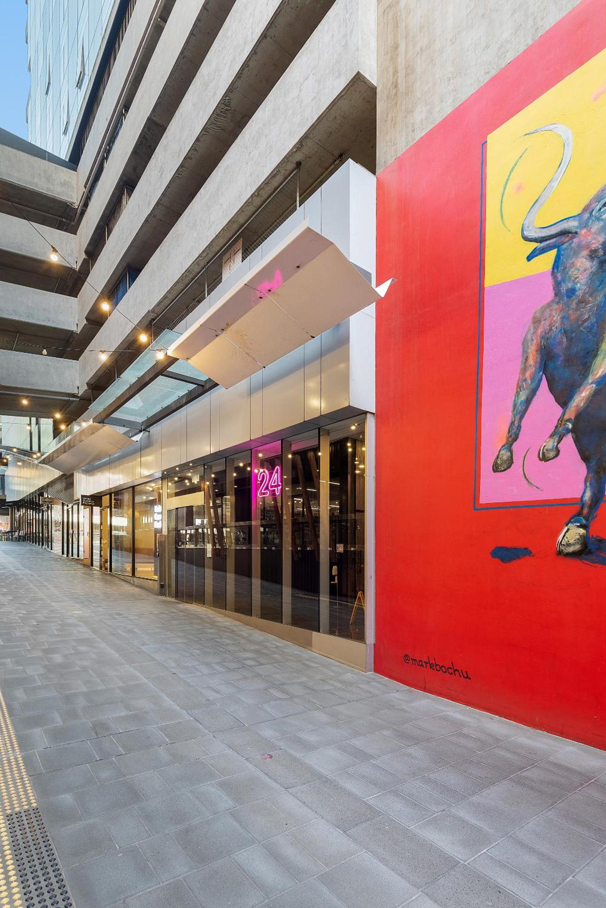 Spacious Melbourne CBD 2-Bed Close to Everything