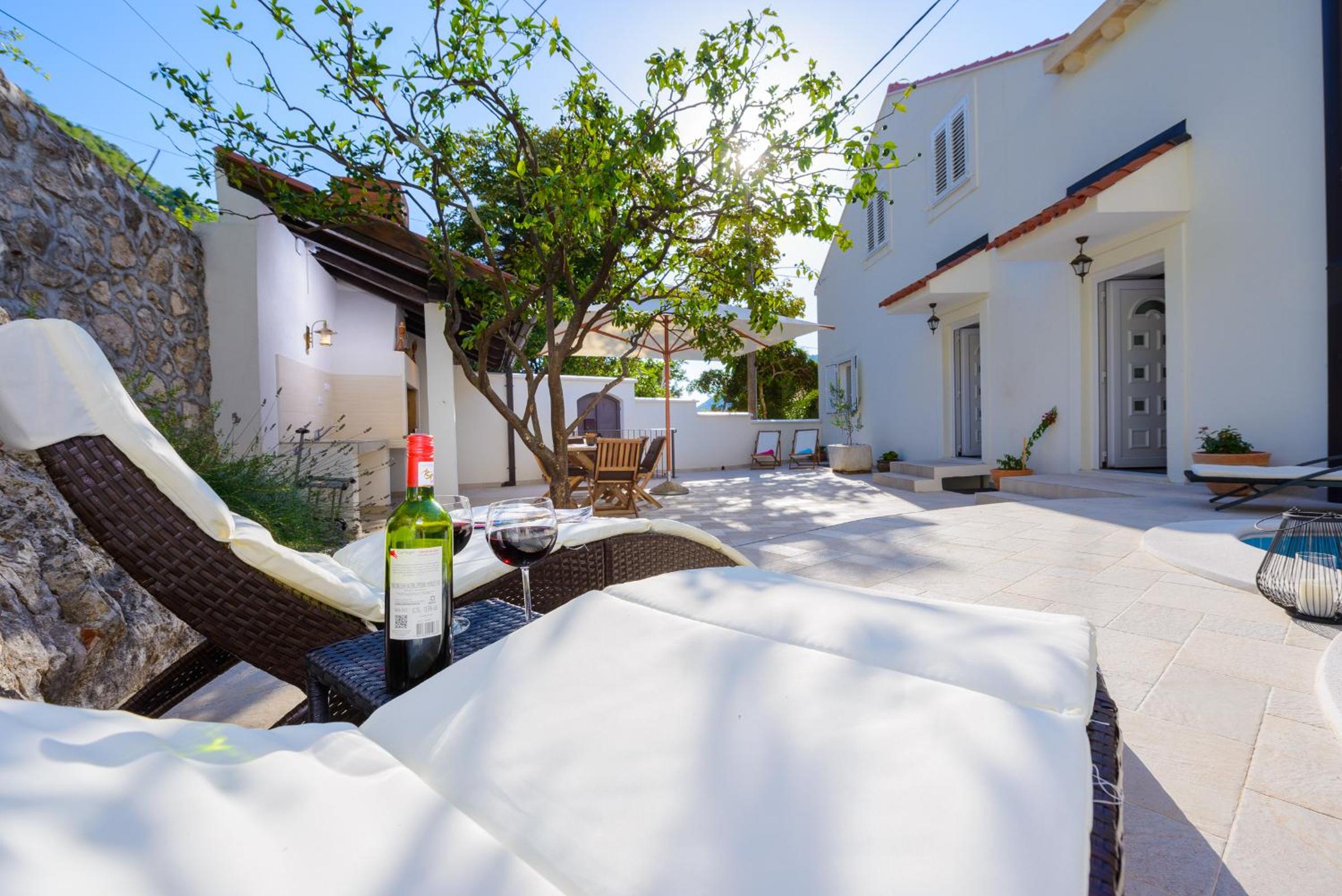 Villa Rose