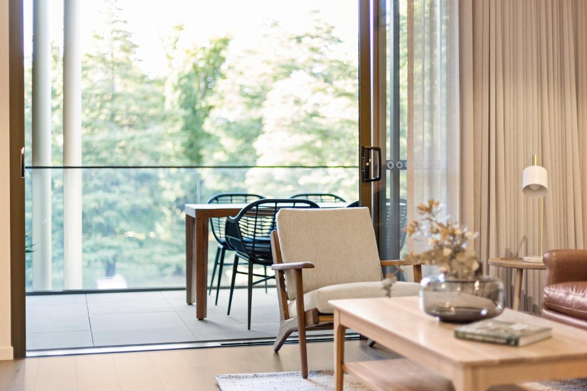 Luxe 2-Bed Inner-City Abode with Alfresco Dining