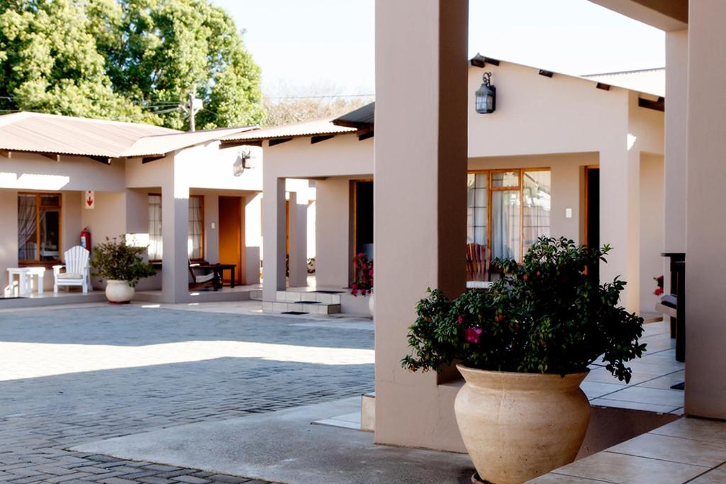 Welgerust Bed & Breakfast view 5