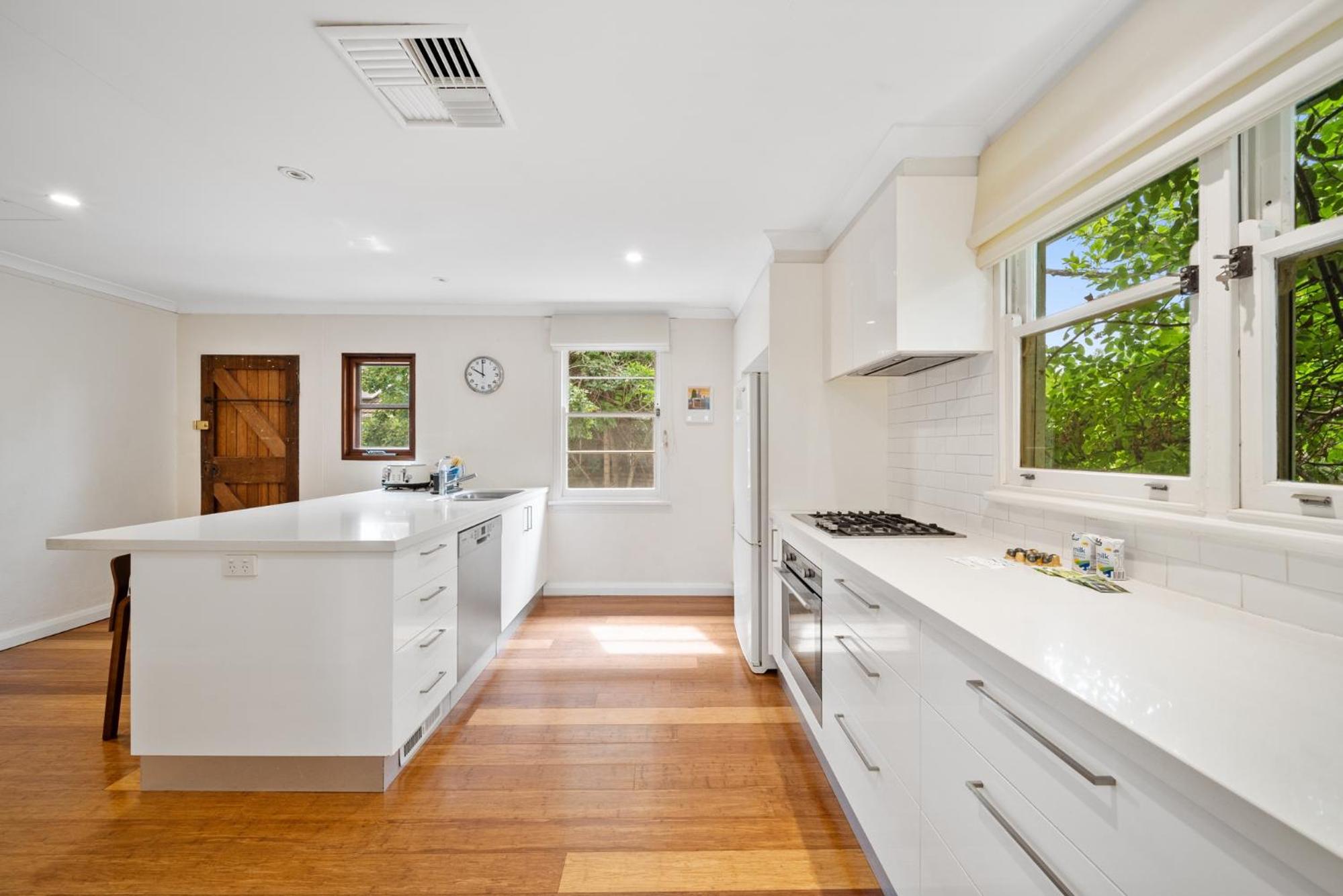 Comfortable 3-Bed Haven Near Canberra Attractions