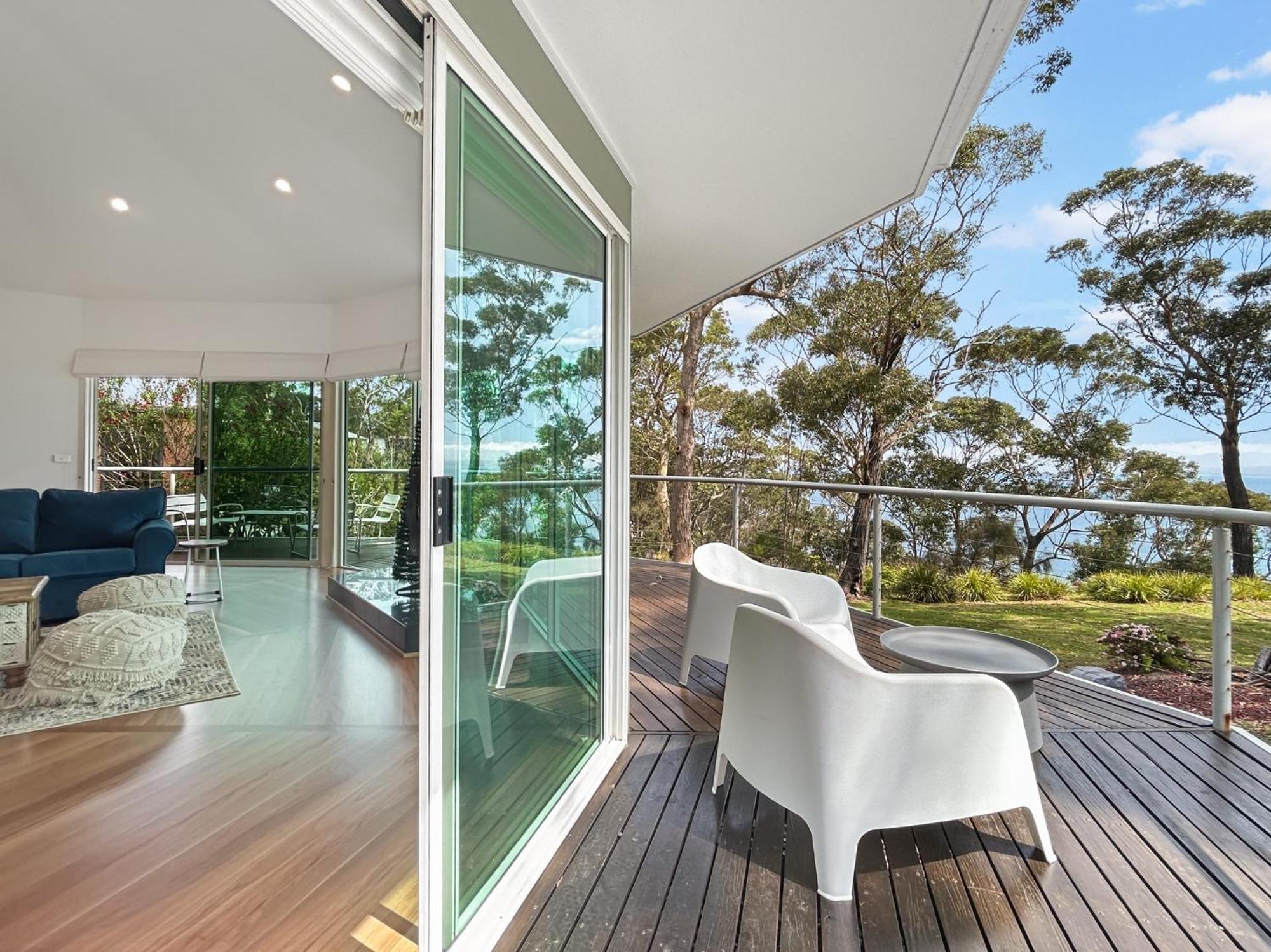 Spacious 4-Bed Home with Coastal Charm
