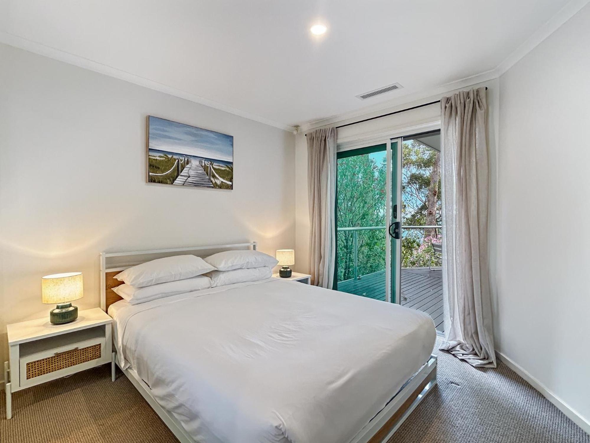 Spacious 4-Bed Home with Coastal Charm