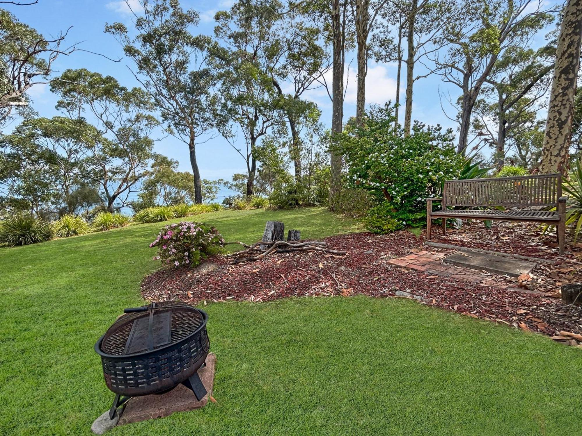 Spacious 4-Bed Home with Coastal Charm