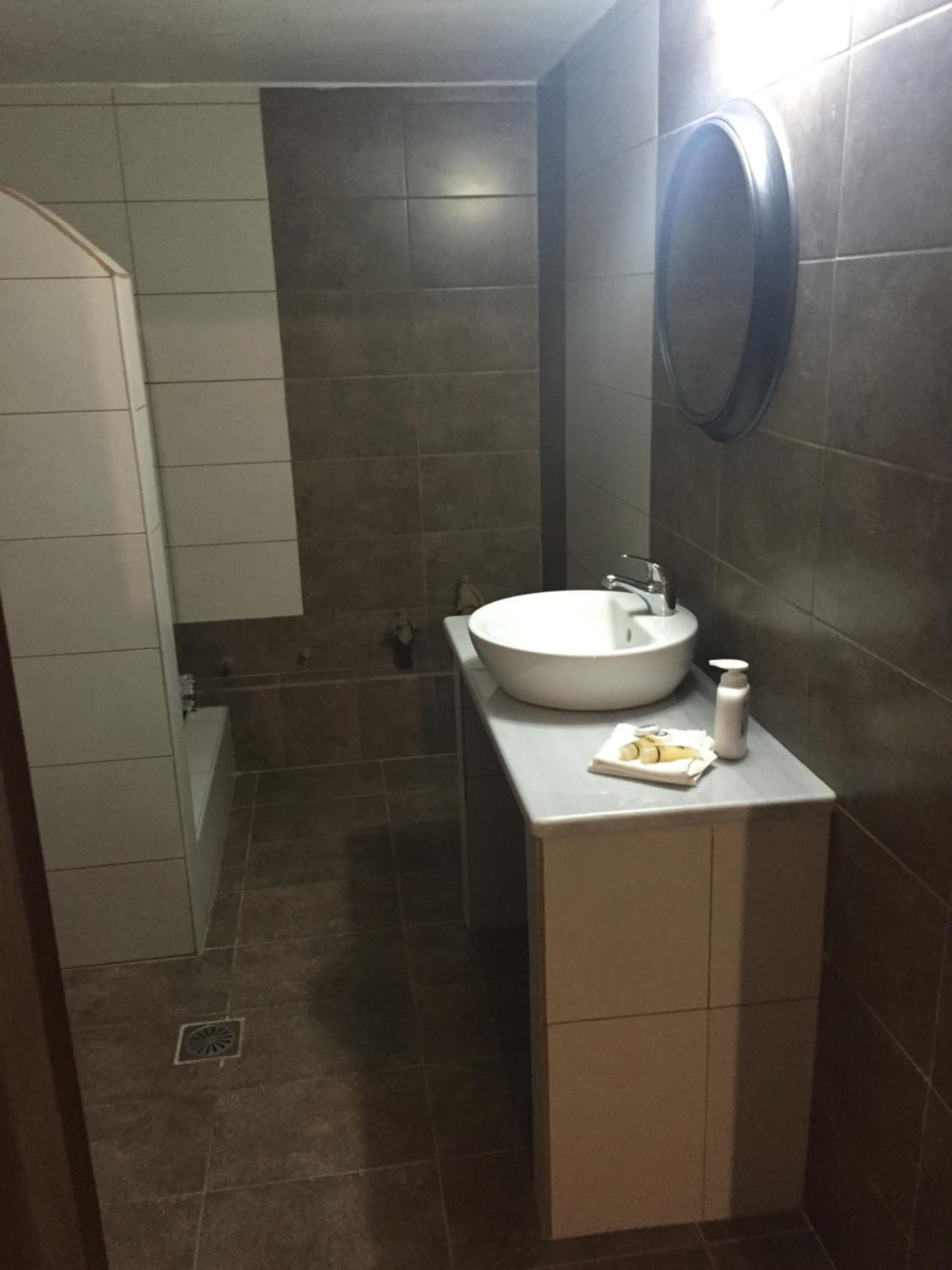 Photo 48