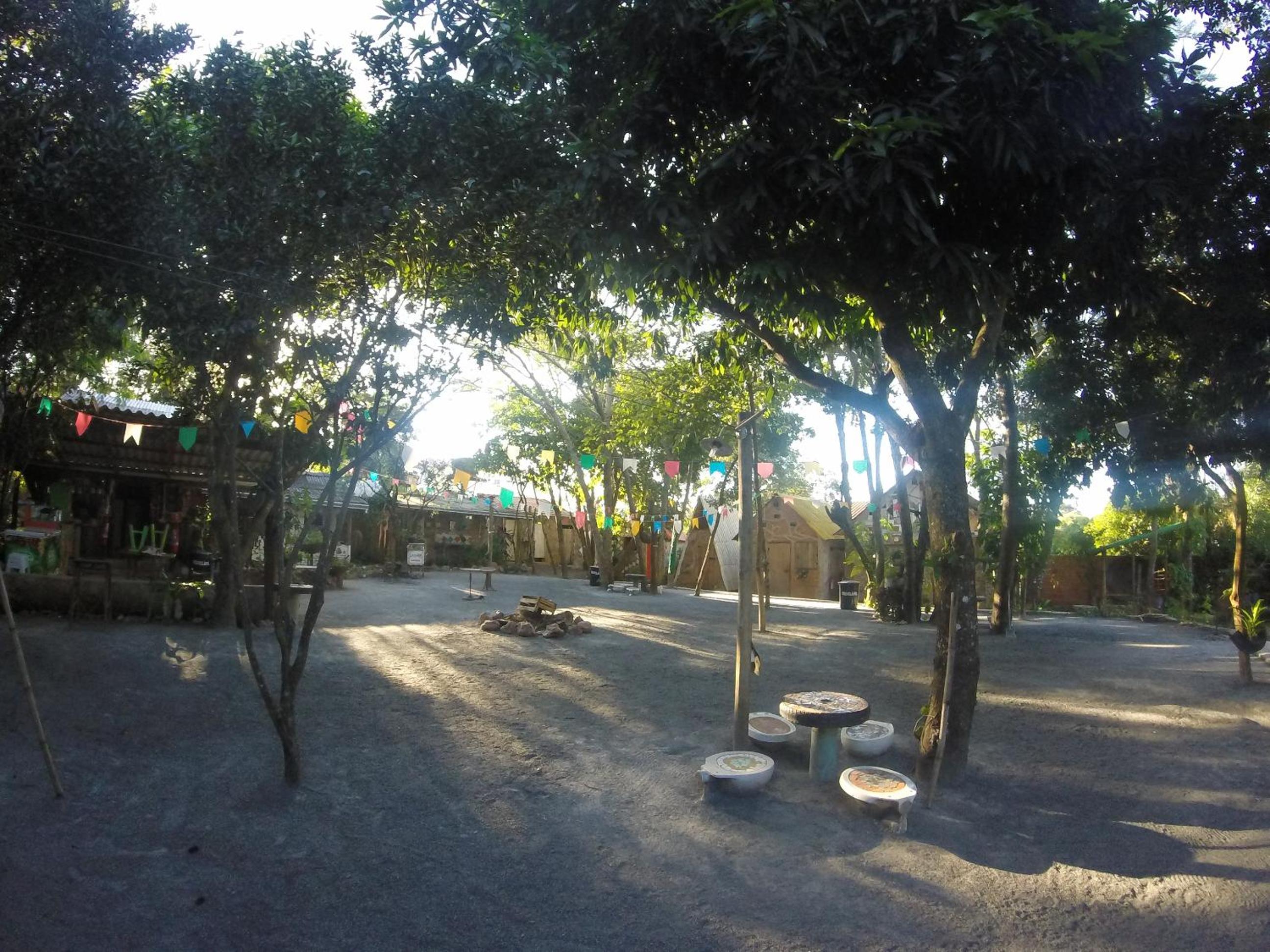 NOMADAS chalés, mini casinhas, bangalôs , área de camping e cozinha compartilhada