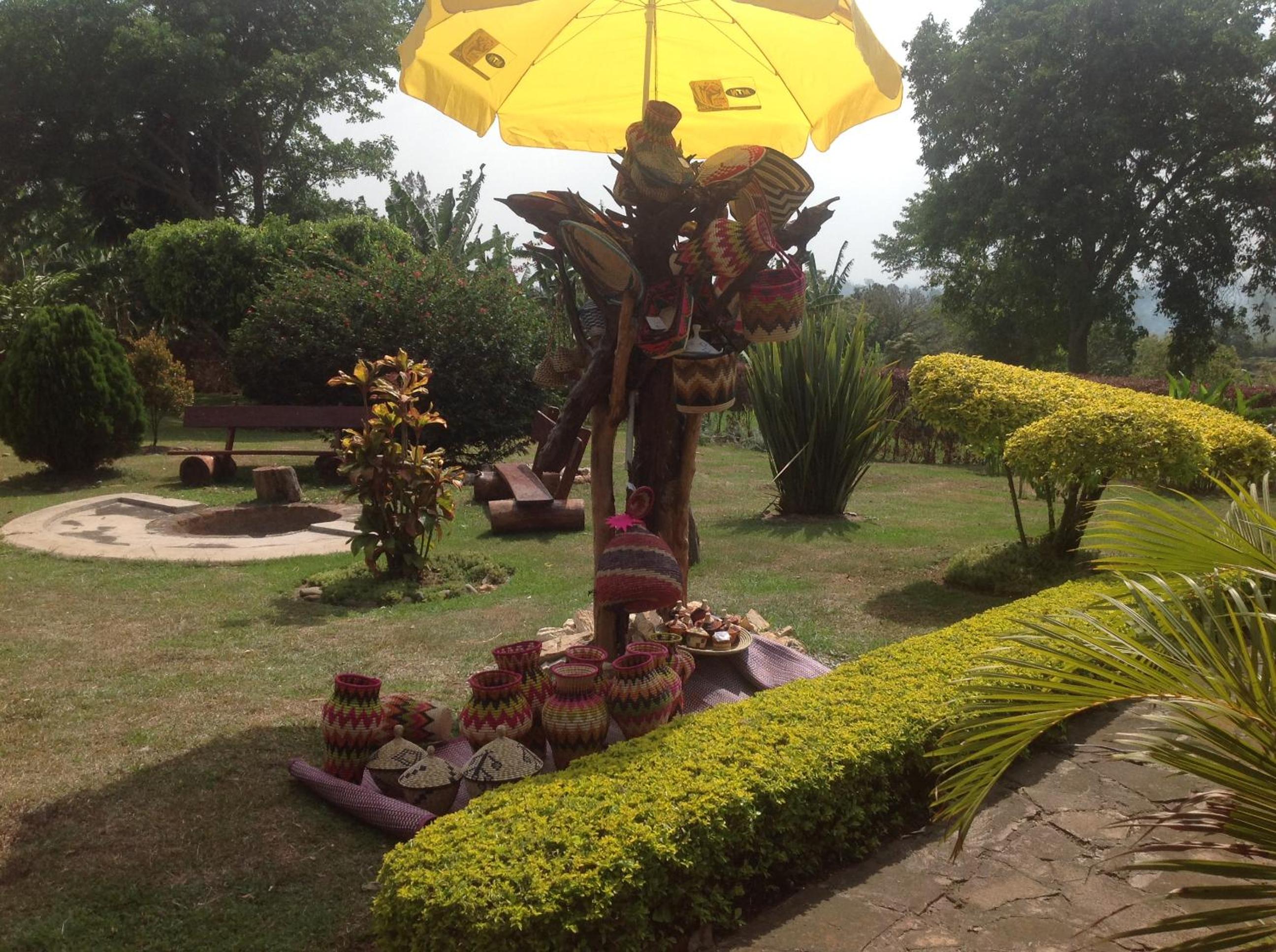 Bwigamiro Country Home Fort Portal view 3