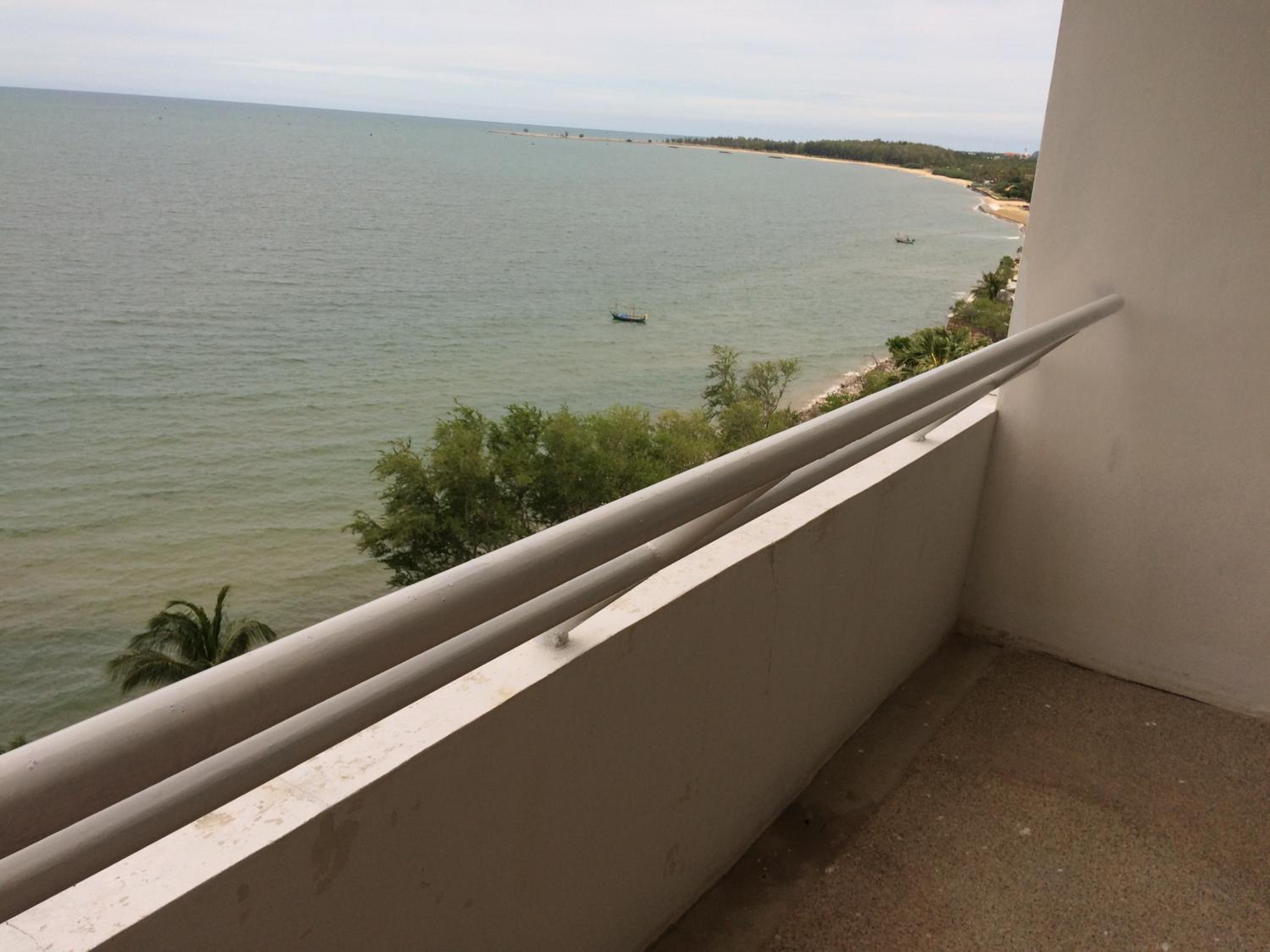 Milford Paradise Condominium