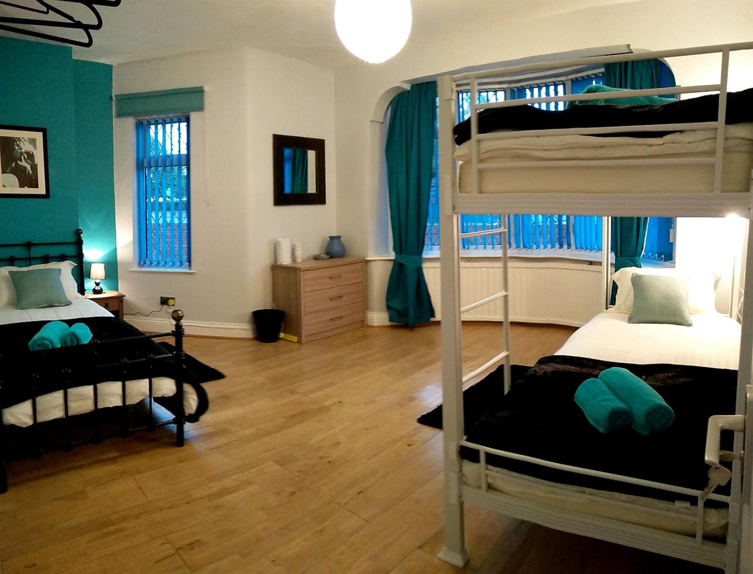 Old Trafford Guest House