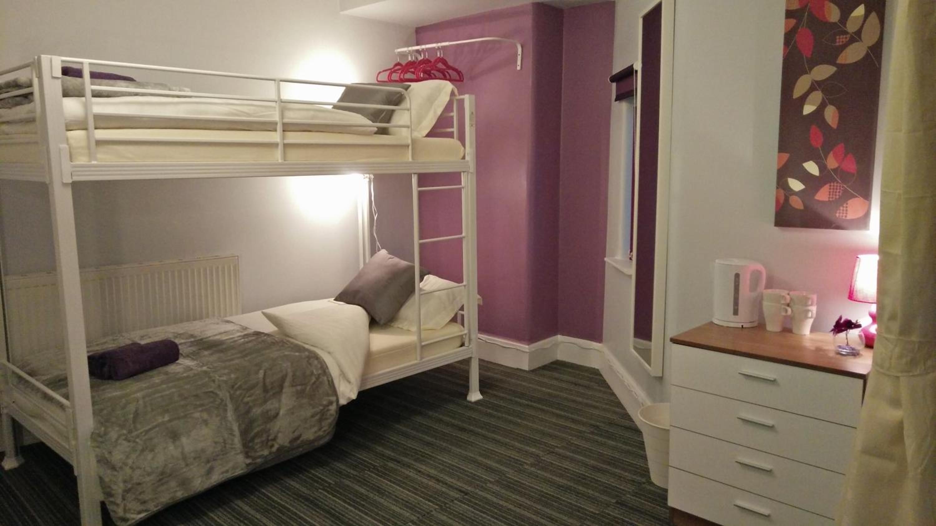 Old Trafford Guest House