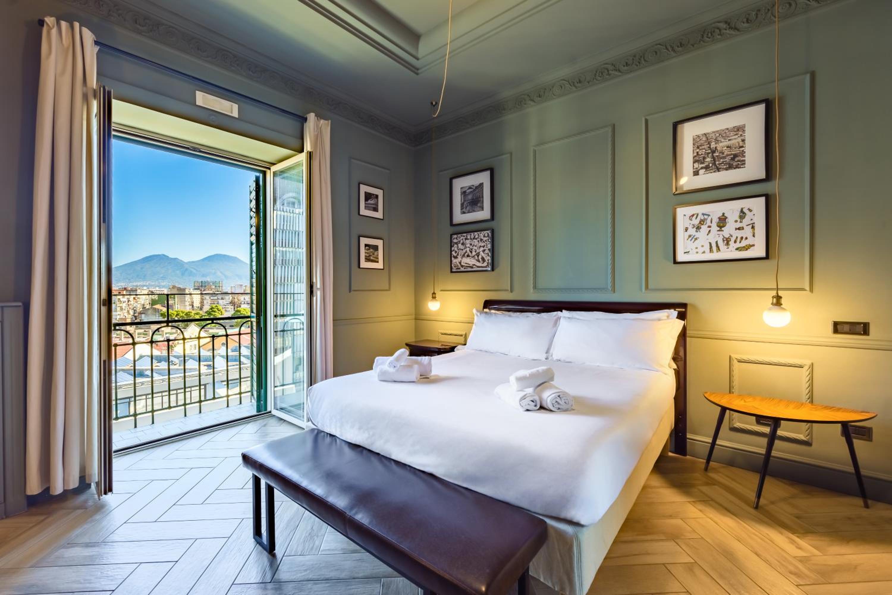 Elite Art Palace by Napoliapartments