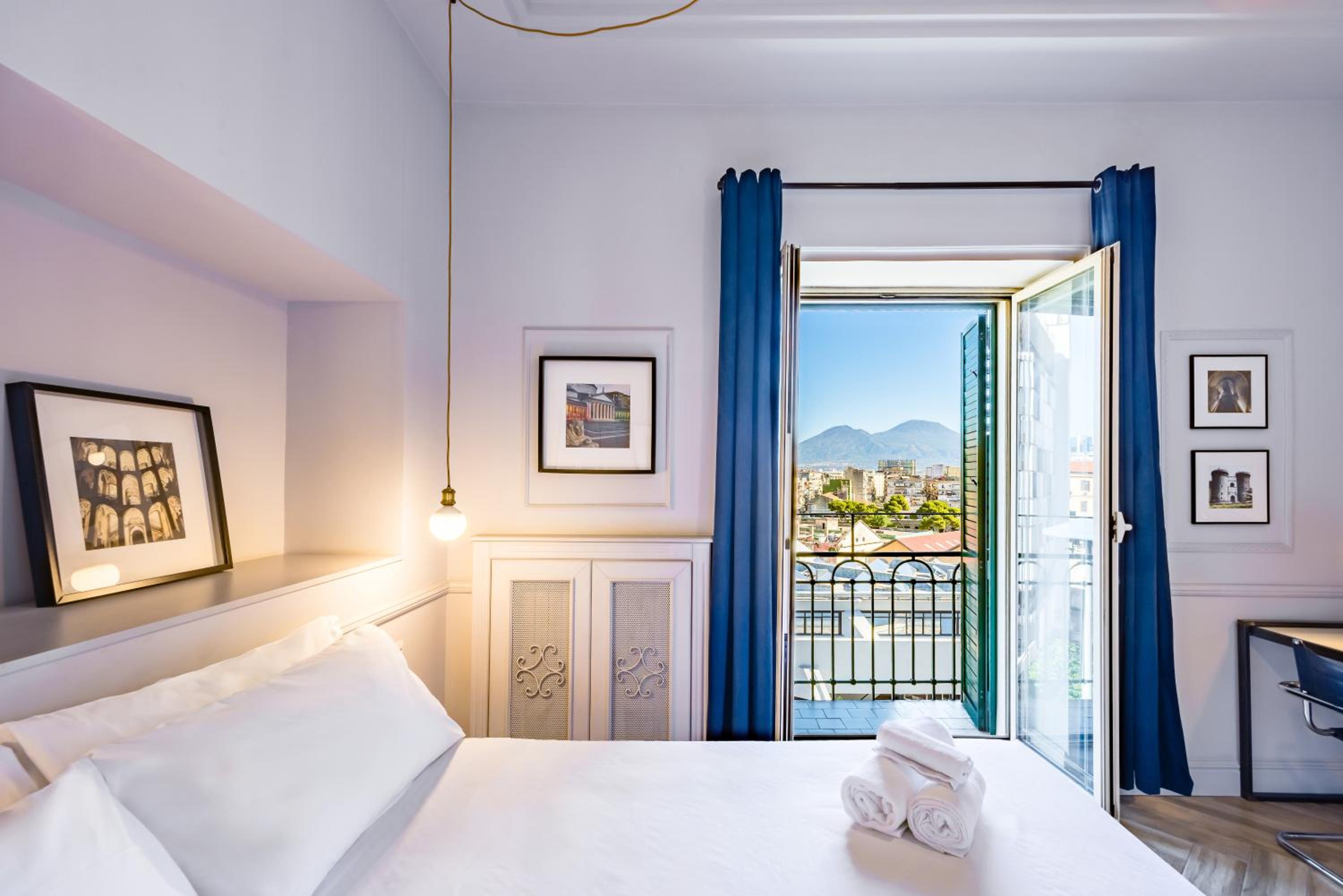 Elite Art Palace by Napoliapartments