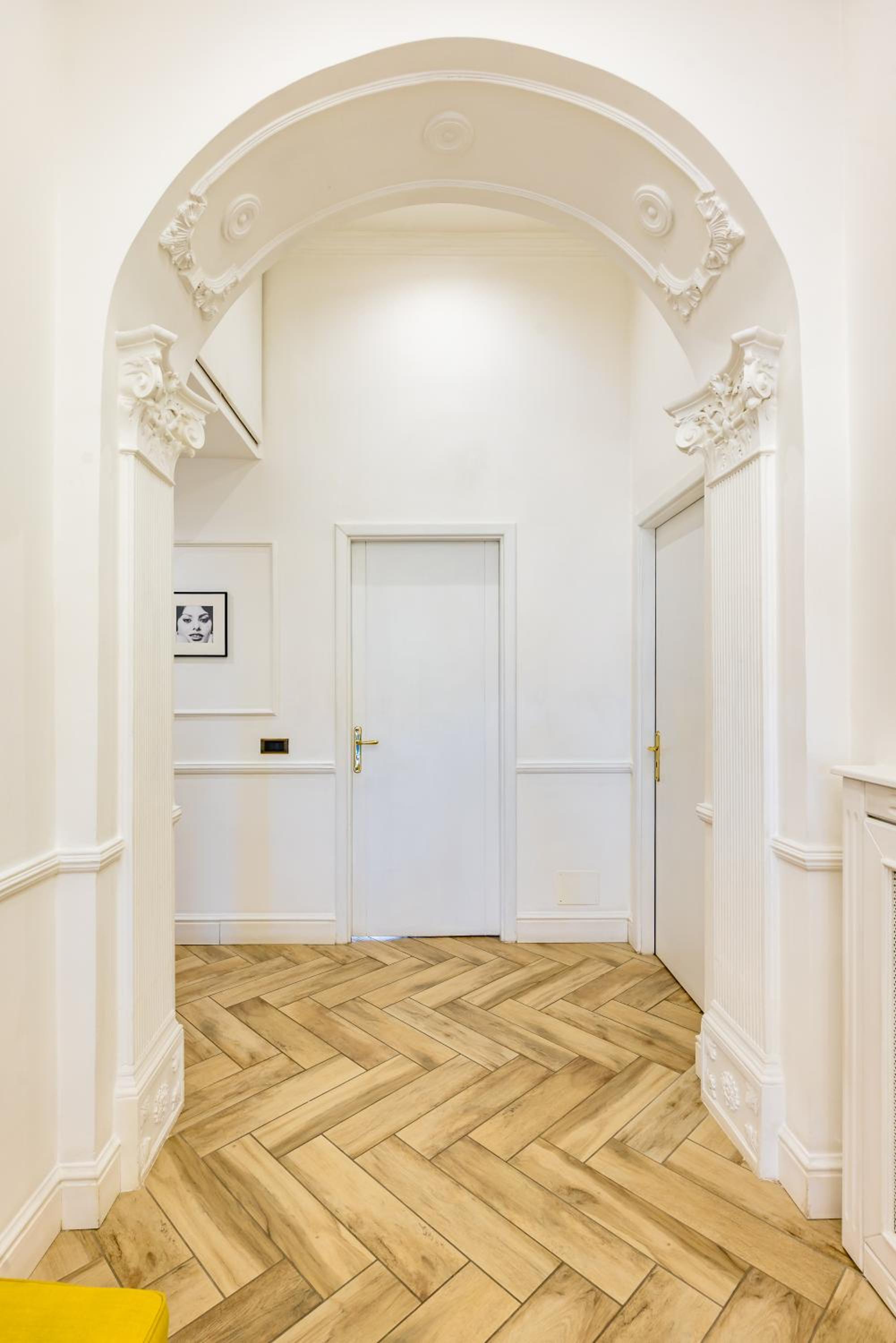 Elite Art Palace by Napoliapartments