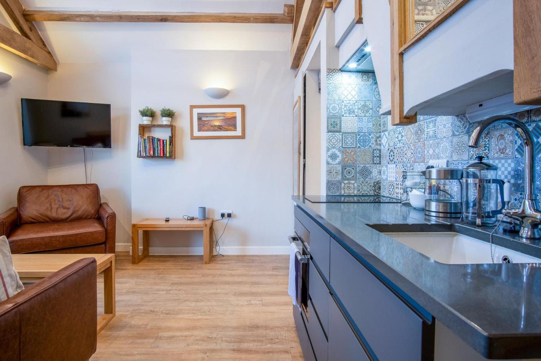 The Old Smithy - 2 Bedroom Cottage - Reynoldston