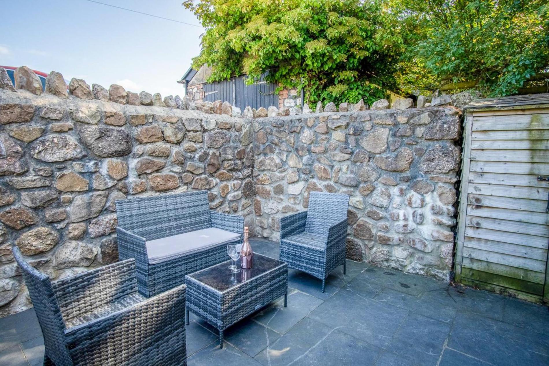The Old Smithy - 2 Bedroom Cottage - Reynoldston