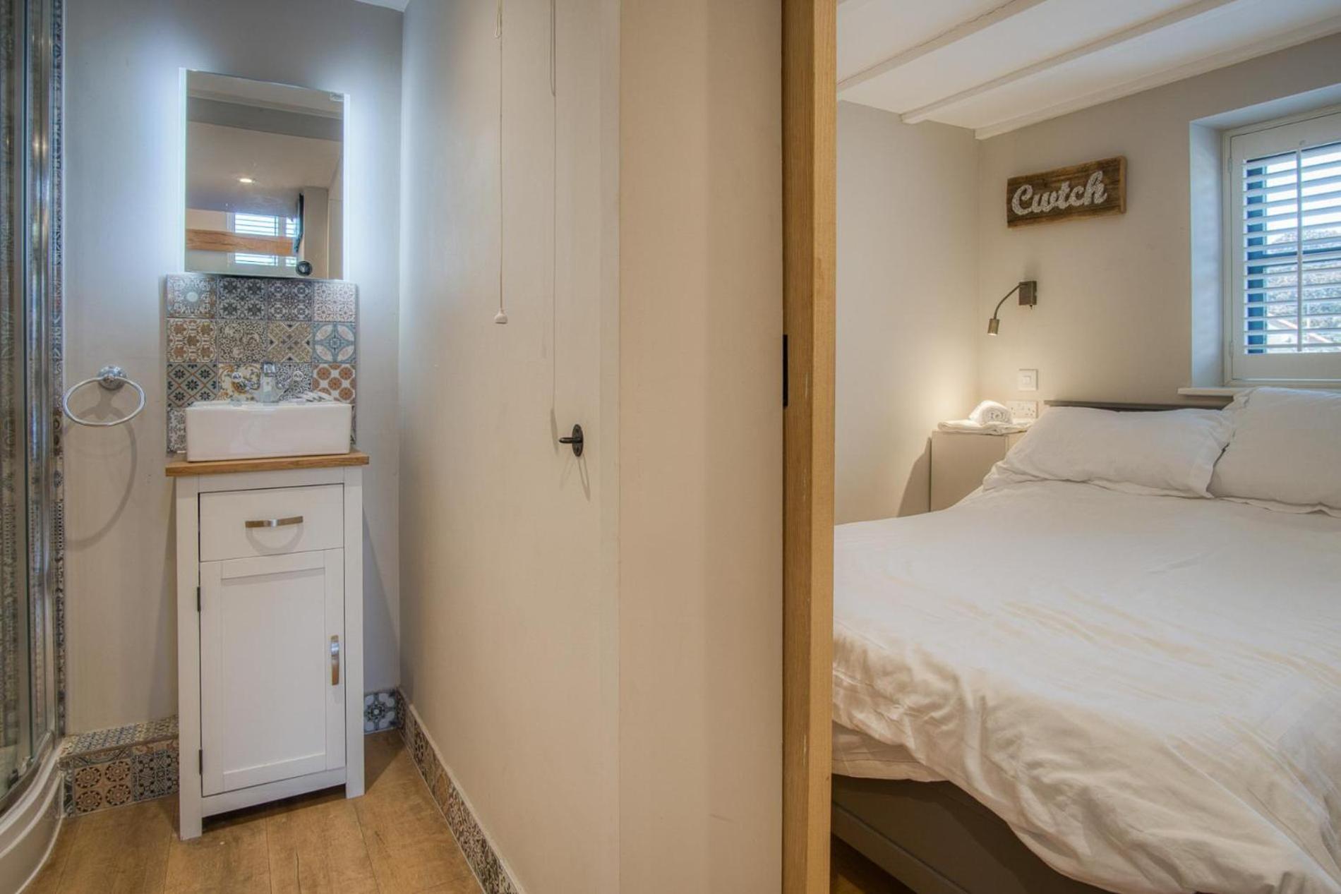 The Old Smithy - 2 Bedroom Cottage - Reynoldston