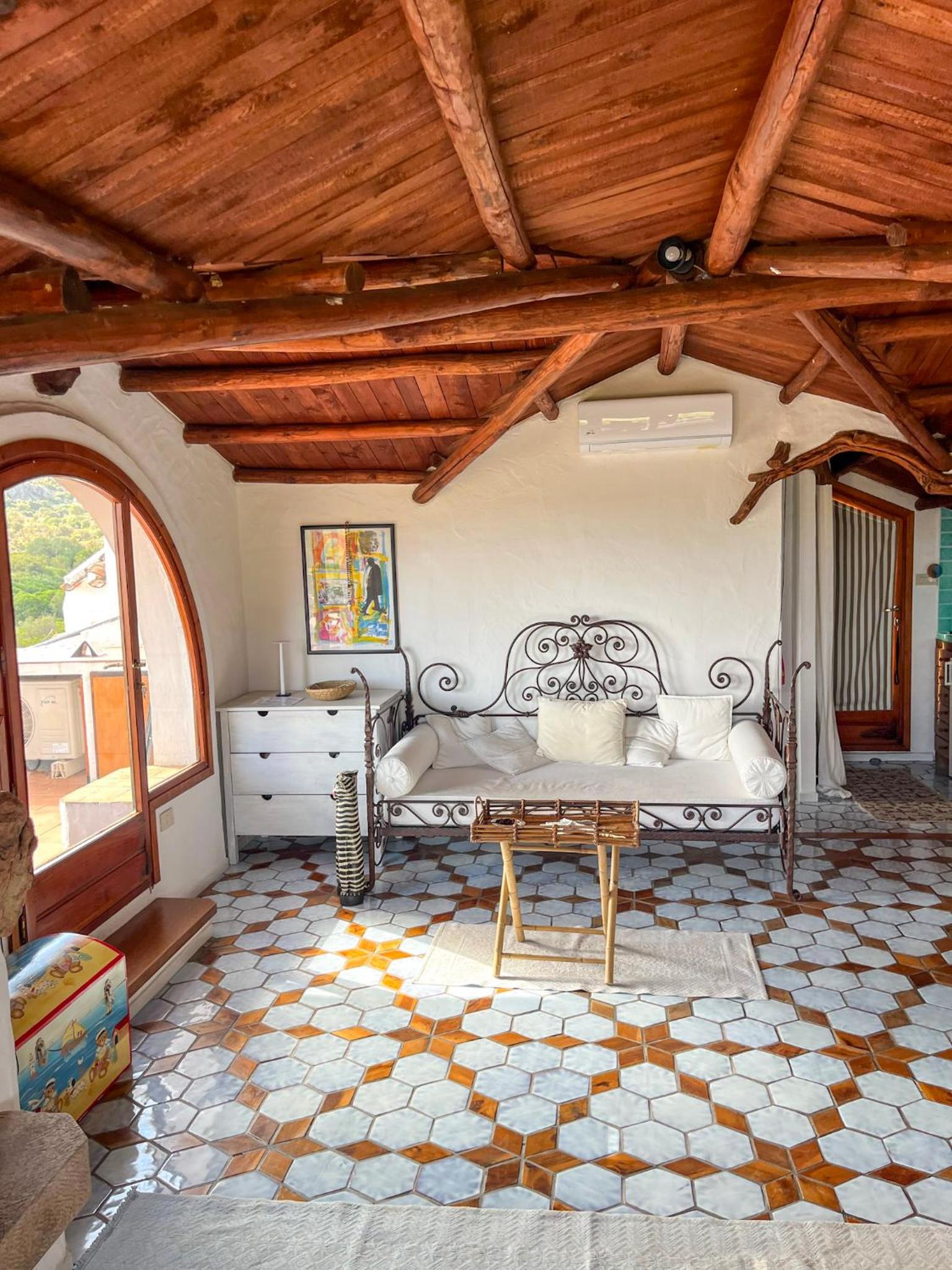 Romantic Suite Apt 21