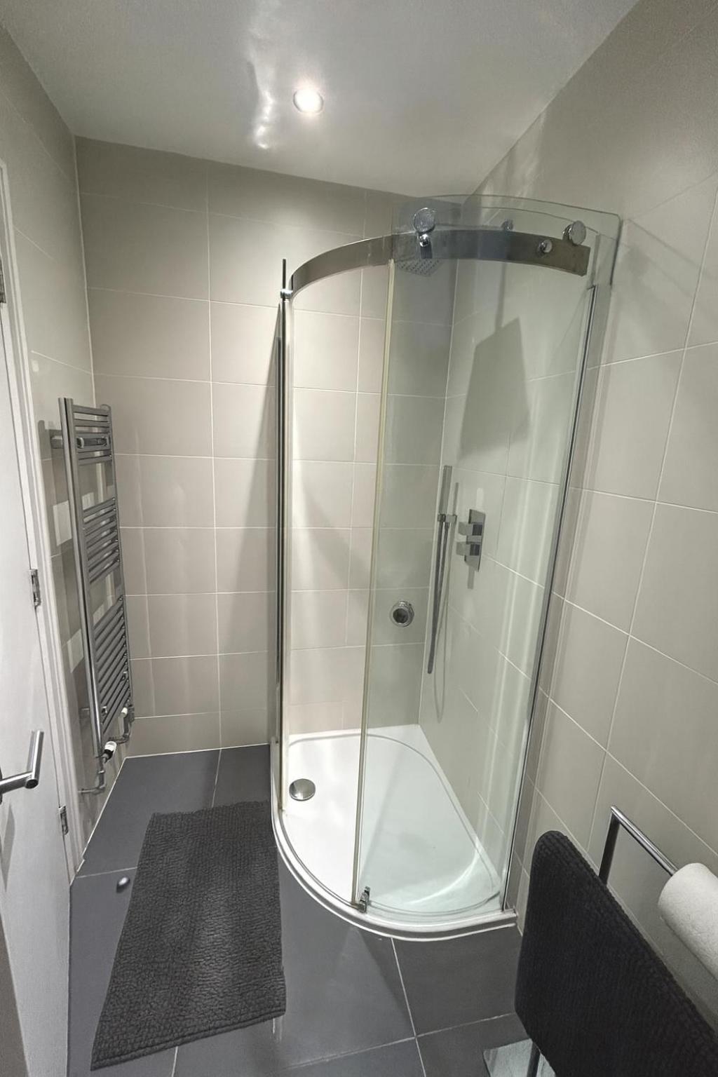 Shoreditch 4 bedroom apartment in Brick Lane