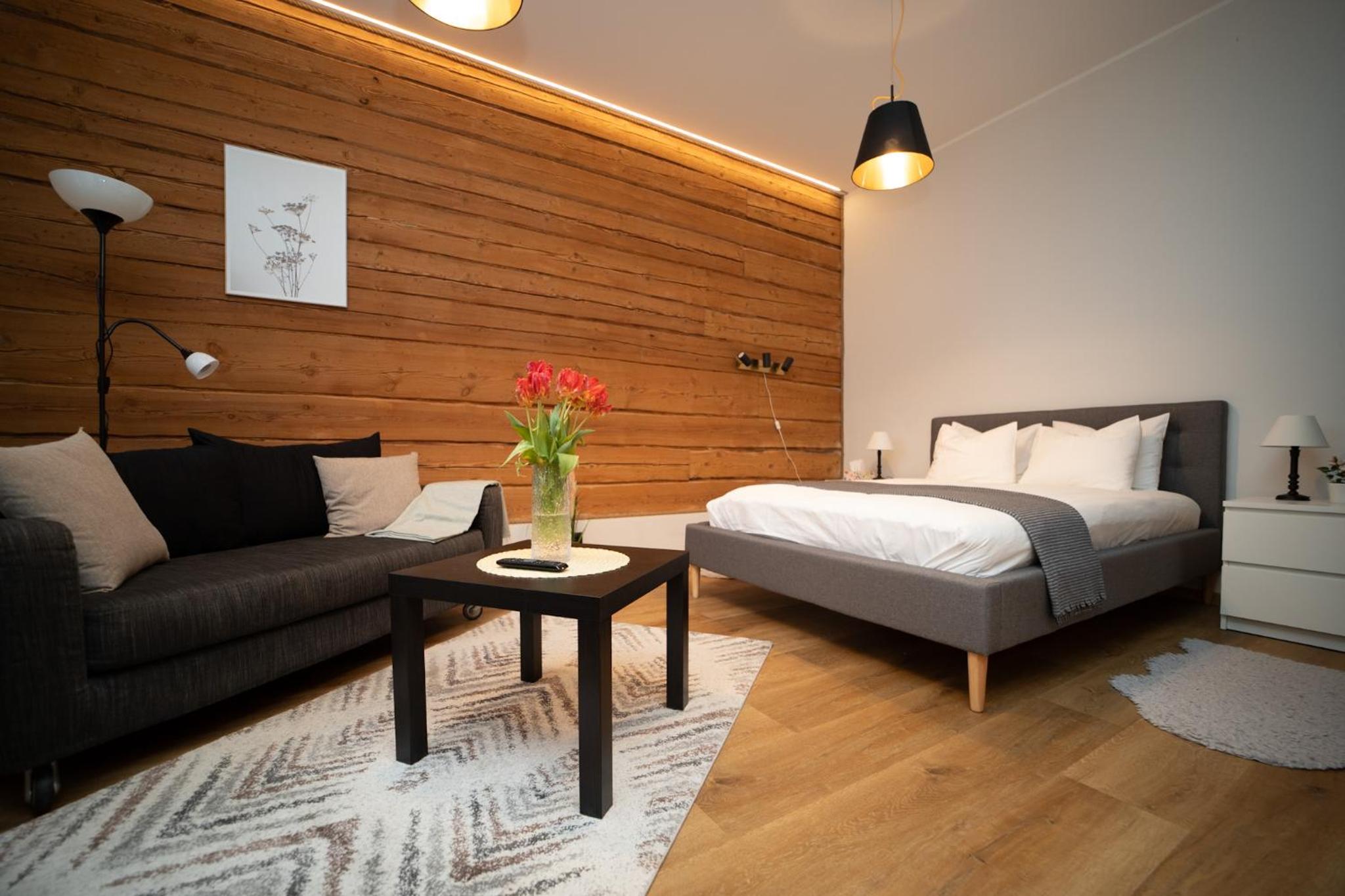 Renovated Studio with Wooden Interior, Central Rakvere