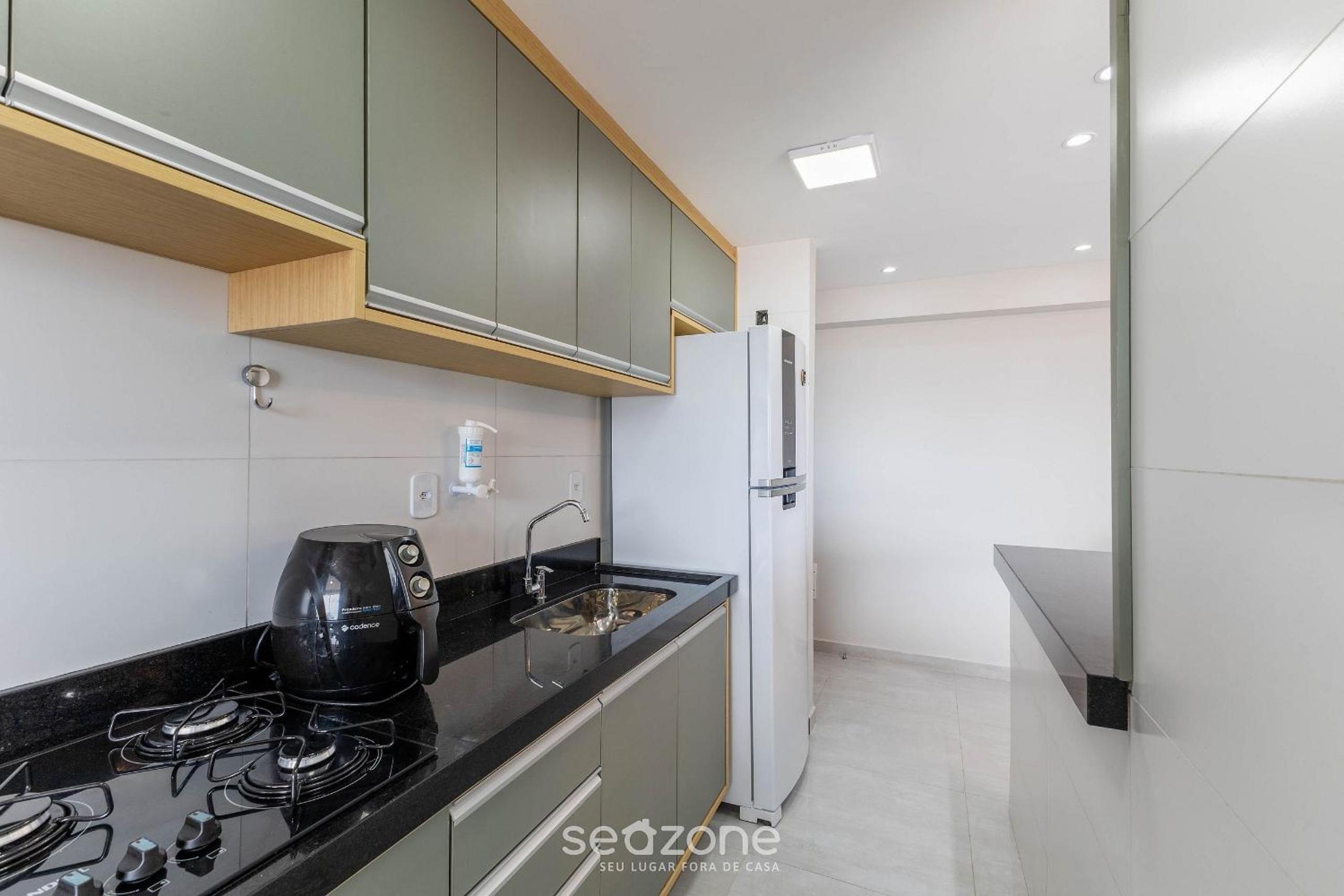 Building with swimming pool 300m from the beach in Ilhéus - MMD