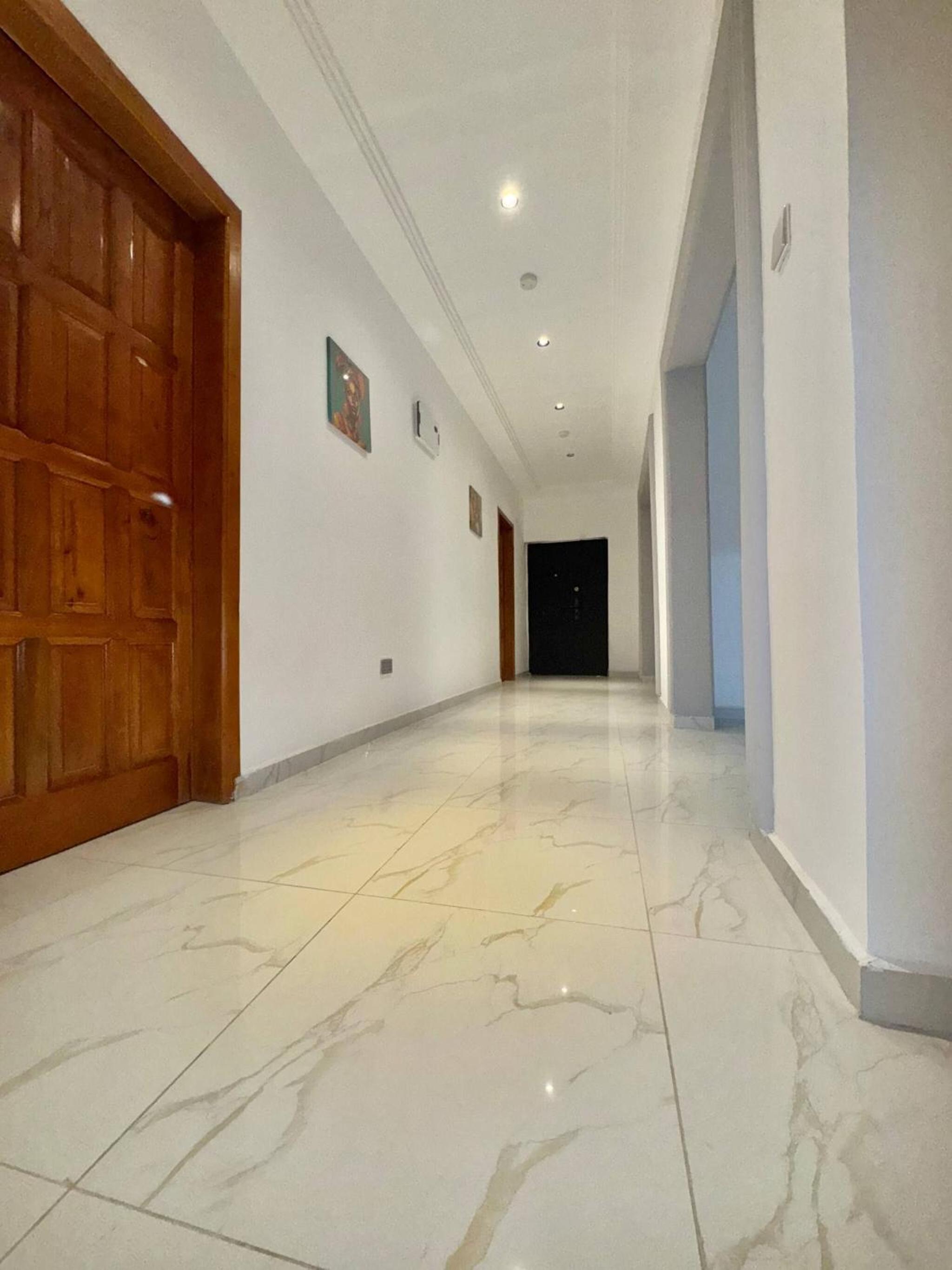 Charming 2 Bedroom House in Vibrant Ablekuma Olebu