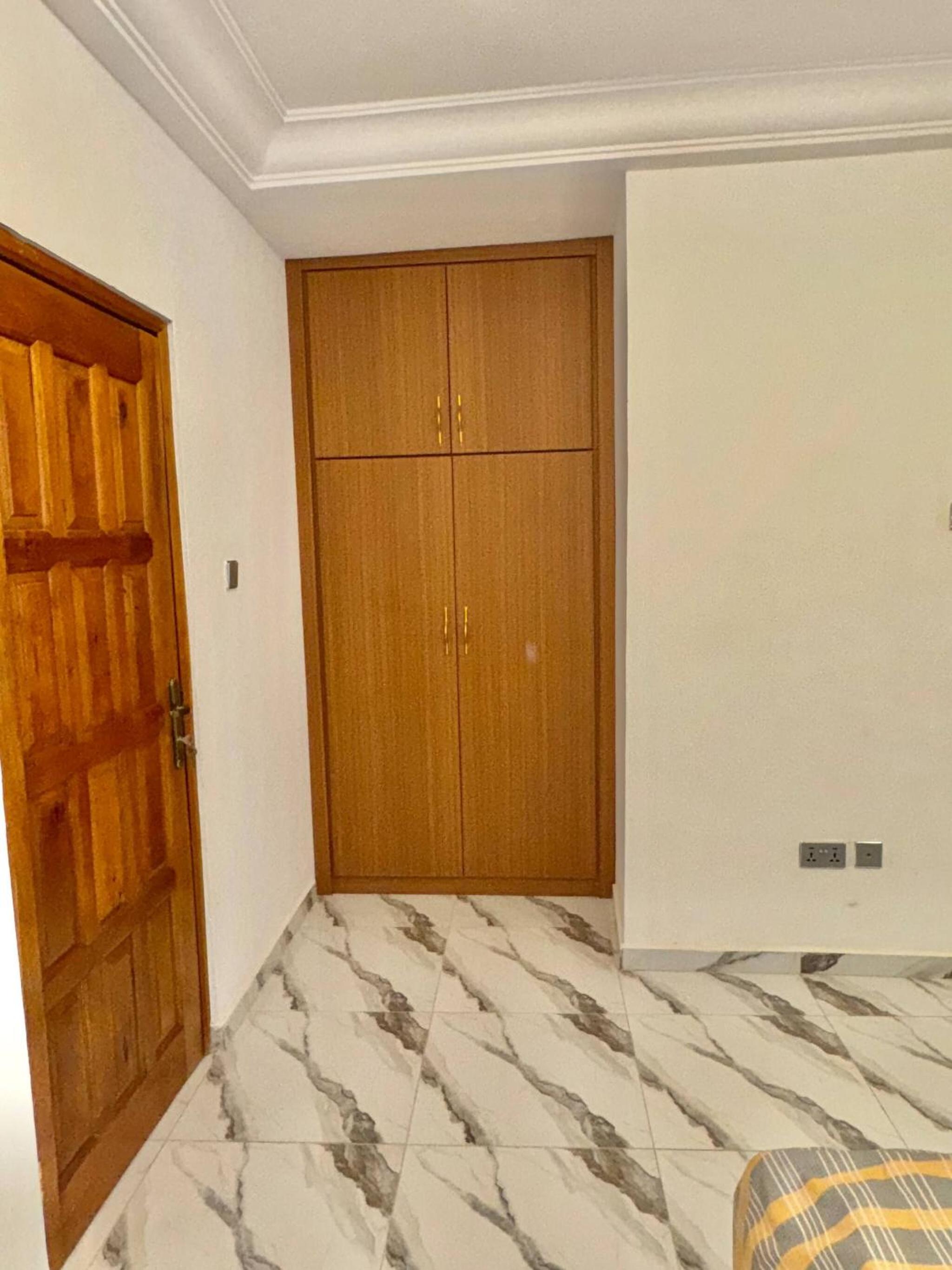 Charming 2 Bedroom House in Vibrant Ablekuma Olebu
