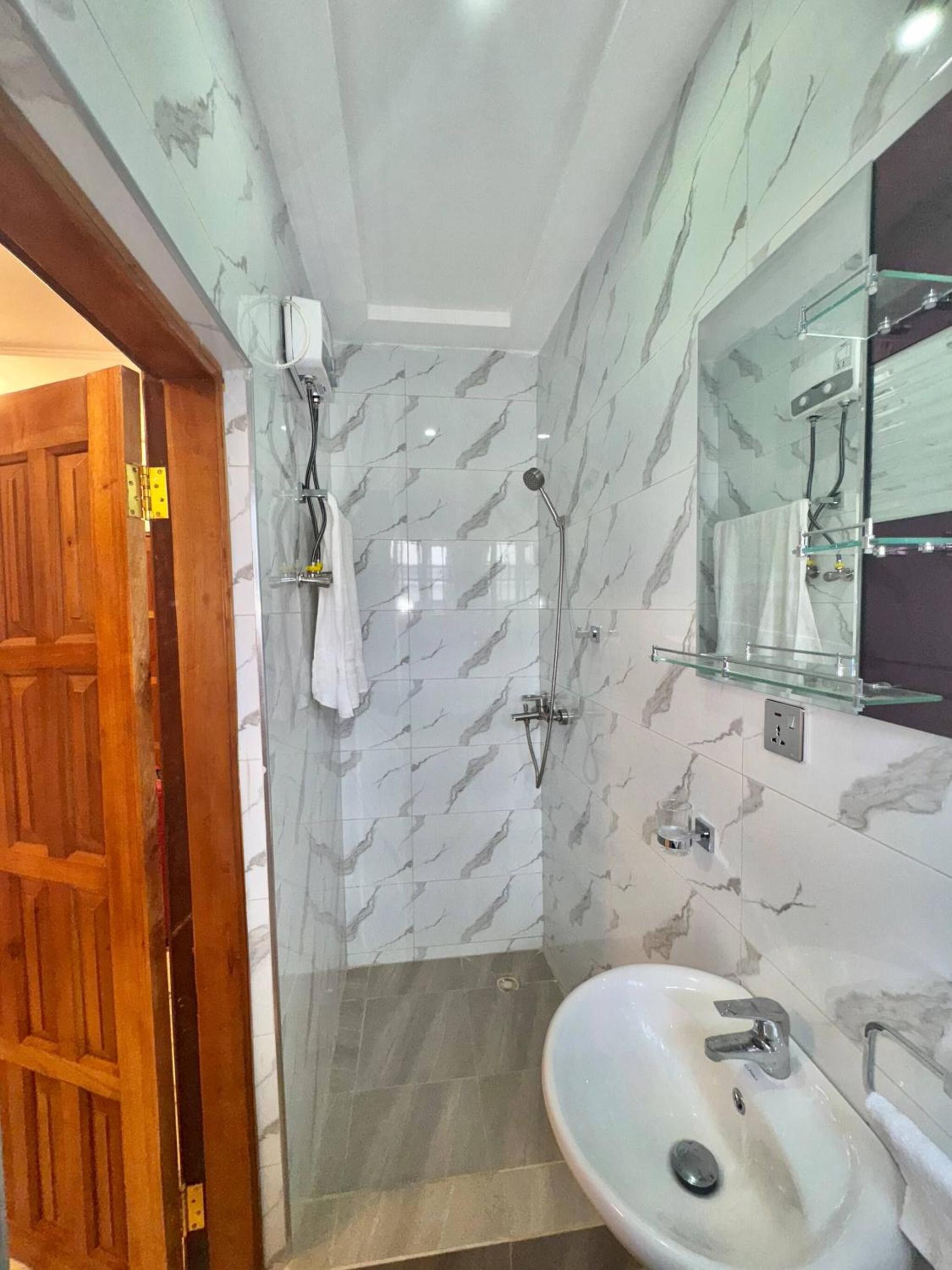 Charming 2 Bedroom House in Vibrant Ablekuma Olebu
