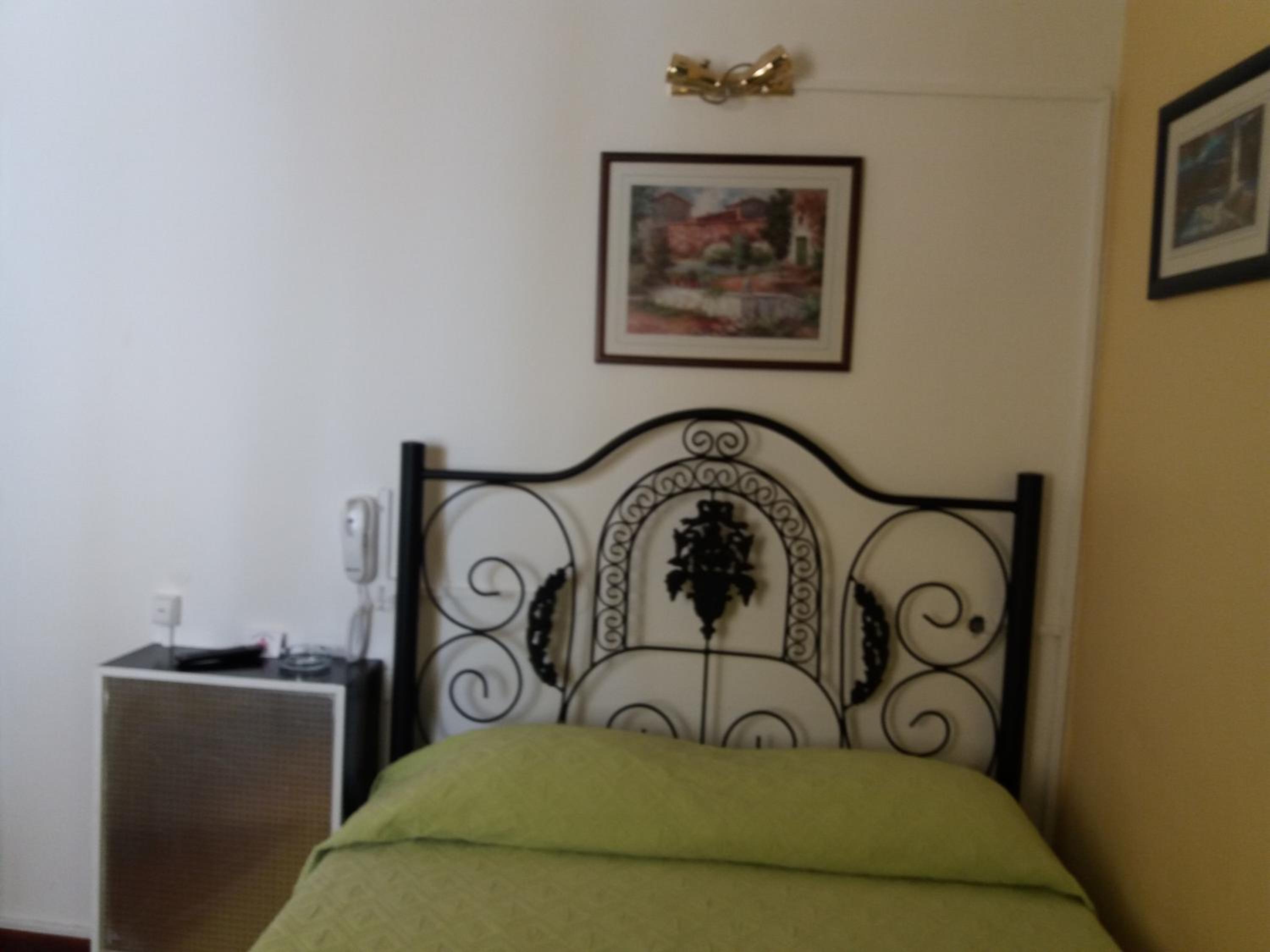 Pensao Residencial Flor dos Cavaleiros