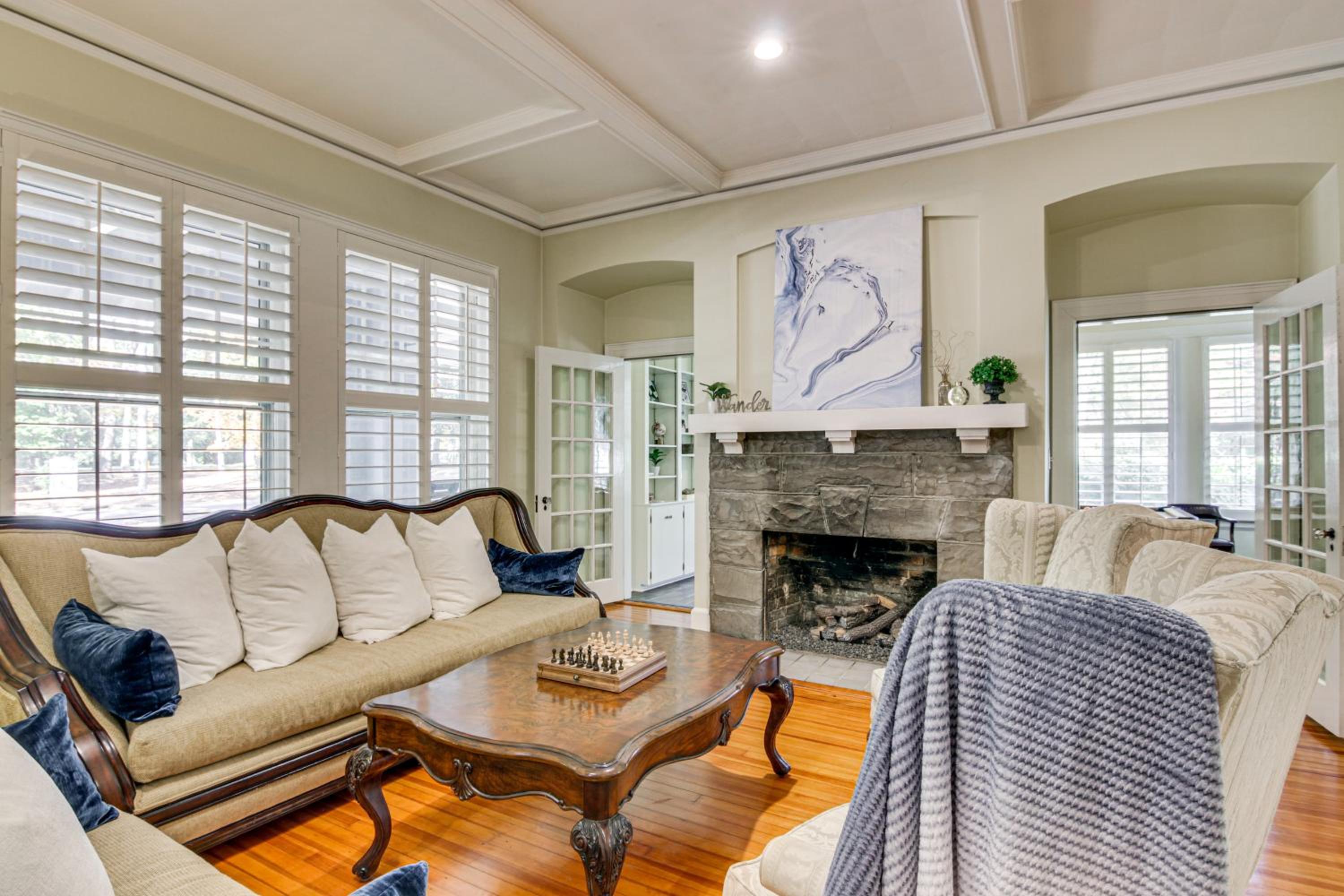 Walk to Coker University and Dtwn! Home with Game Room